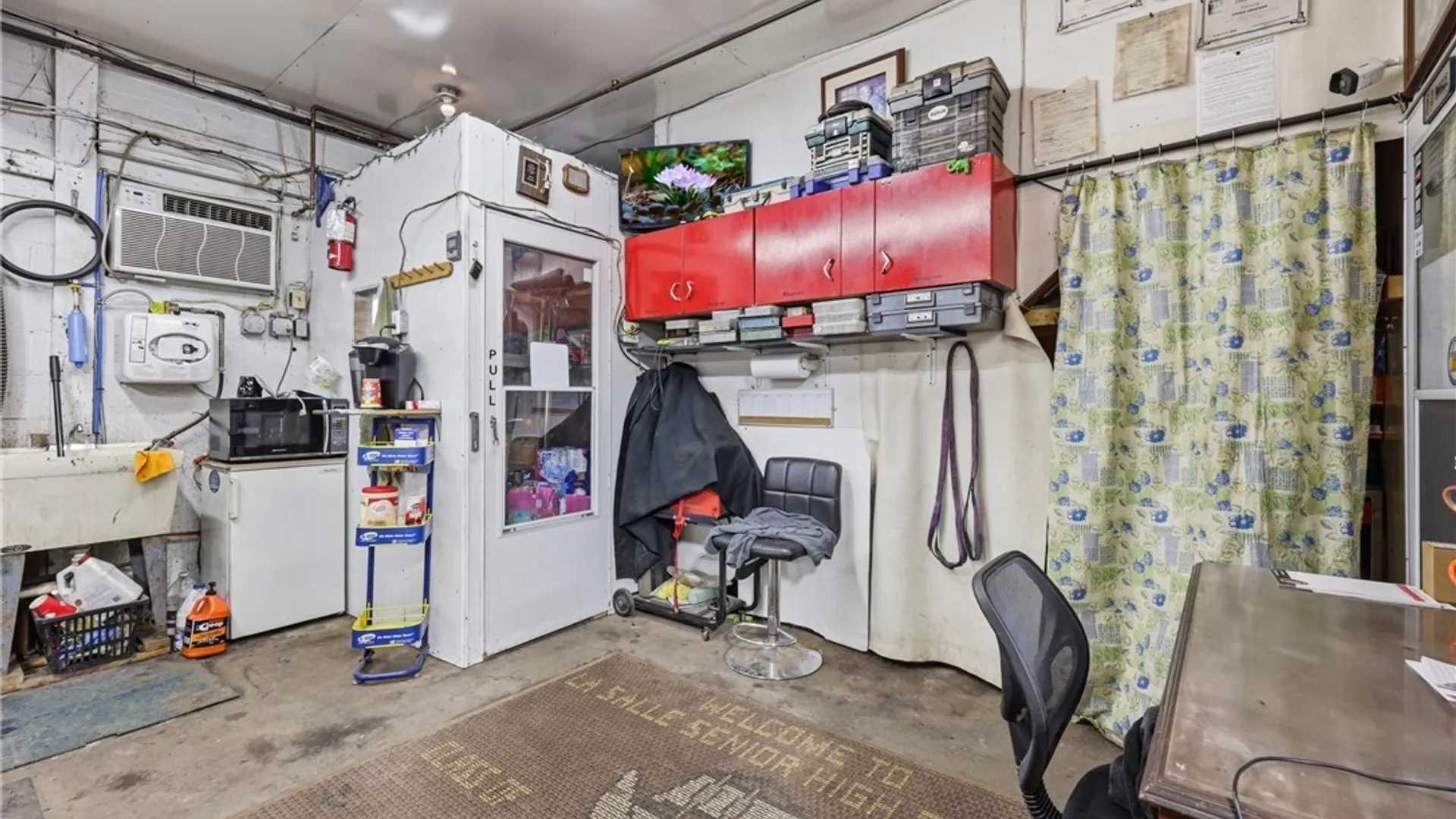 Property at 2910 Louisiana Avenue, Niagara, NY 14305 8