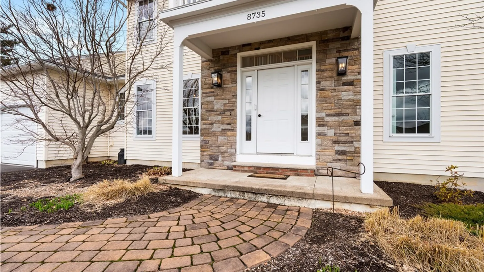 Property at 8735 Alizarin Avenue, Cicero, NY 13039 3