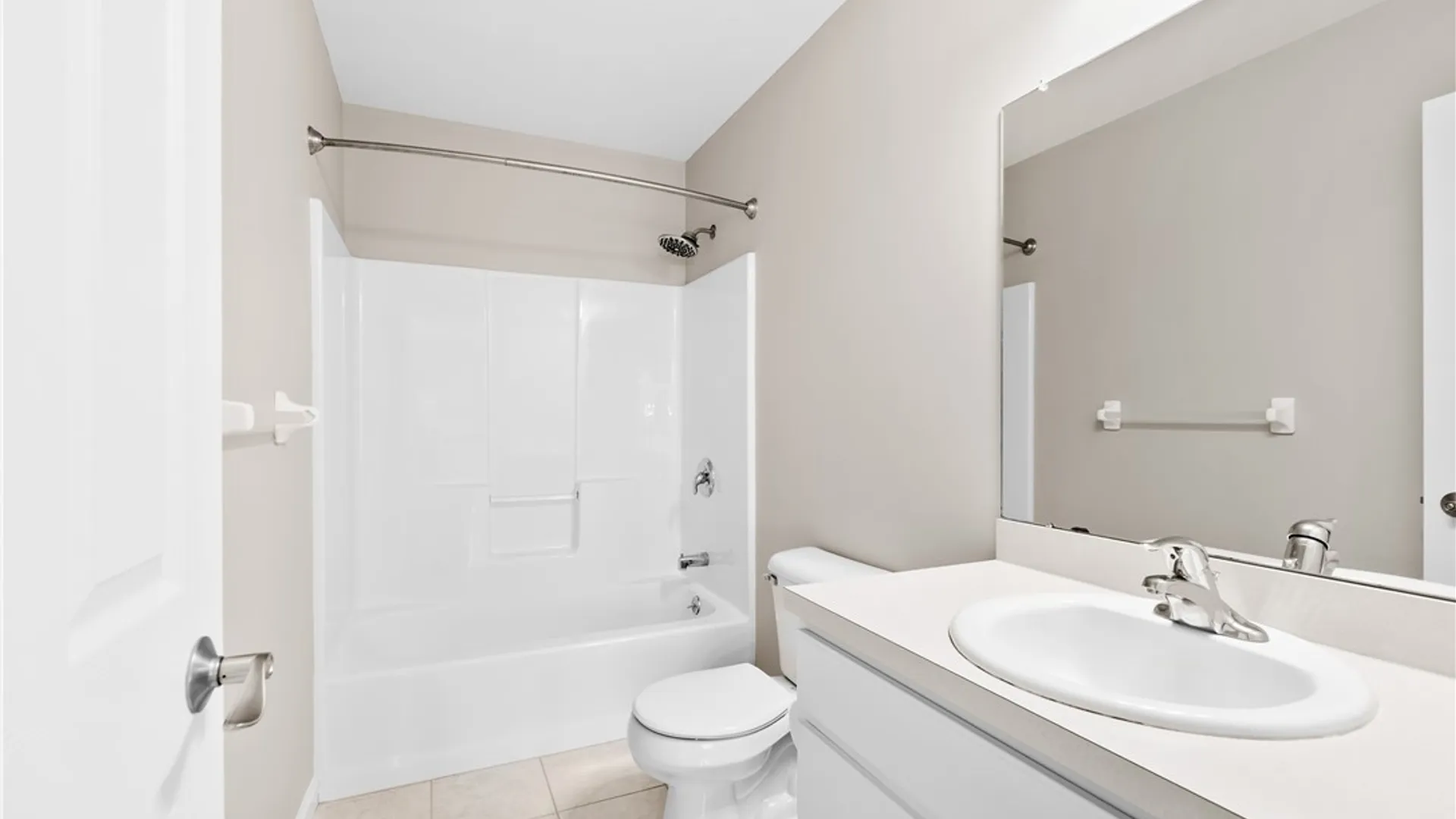 Property at 8735 Alizarin Avenue, Cicero, NY 13039 32