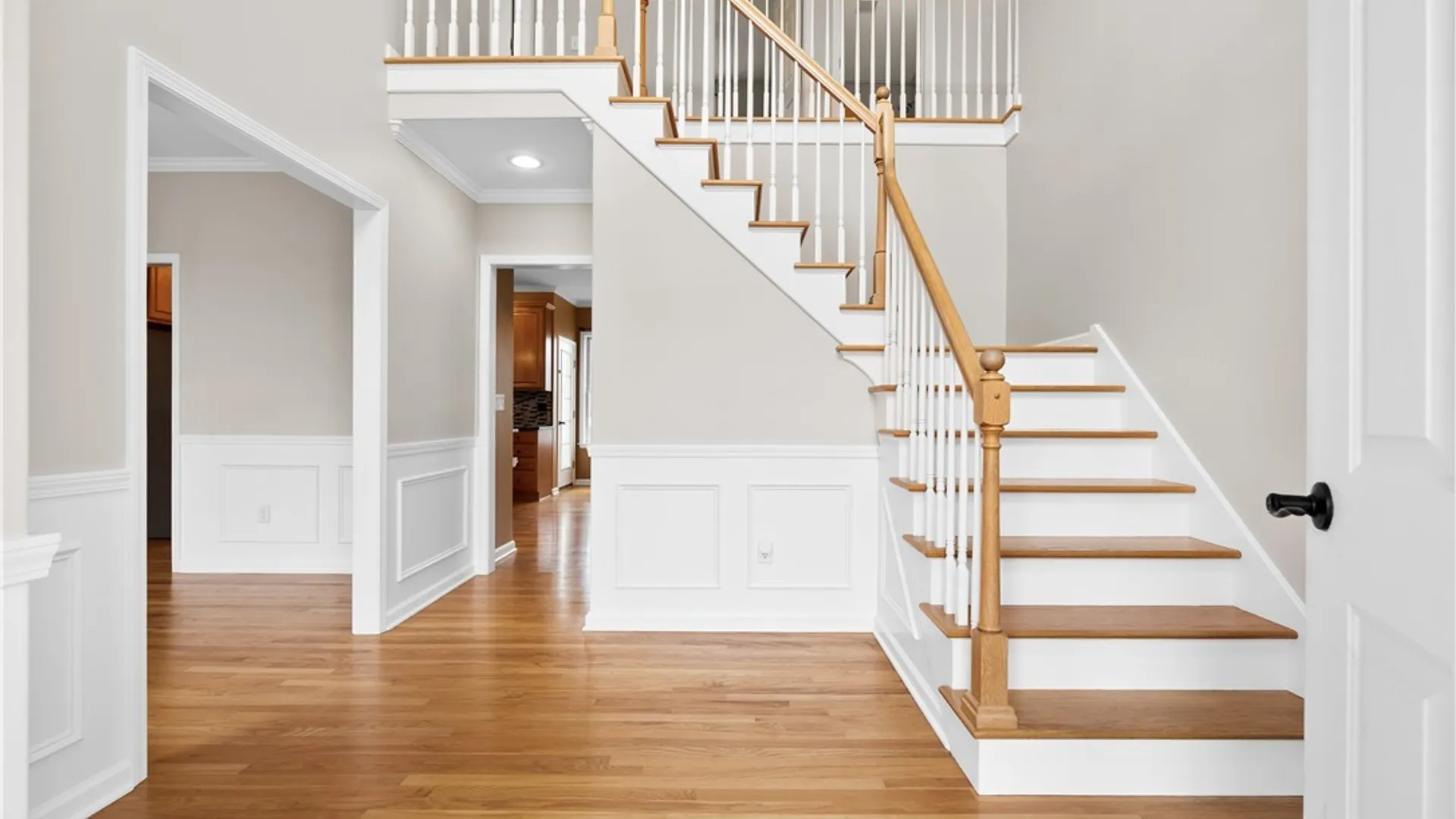 Property at 8735 Alizarin Avenue, Cicero, NY 13039 4