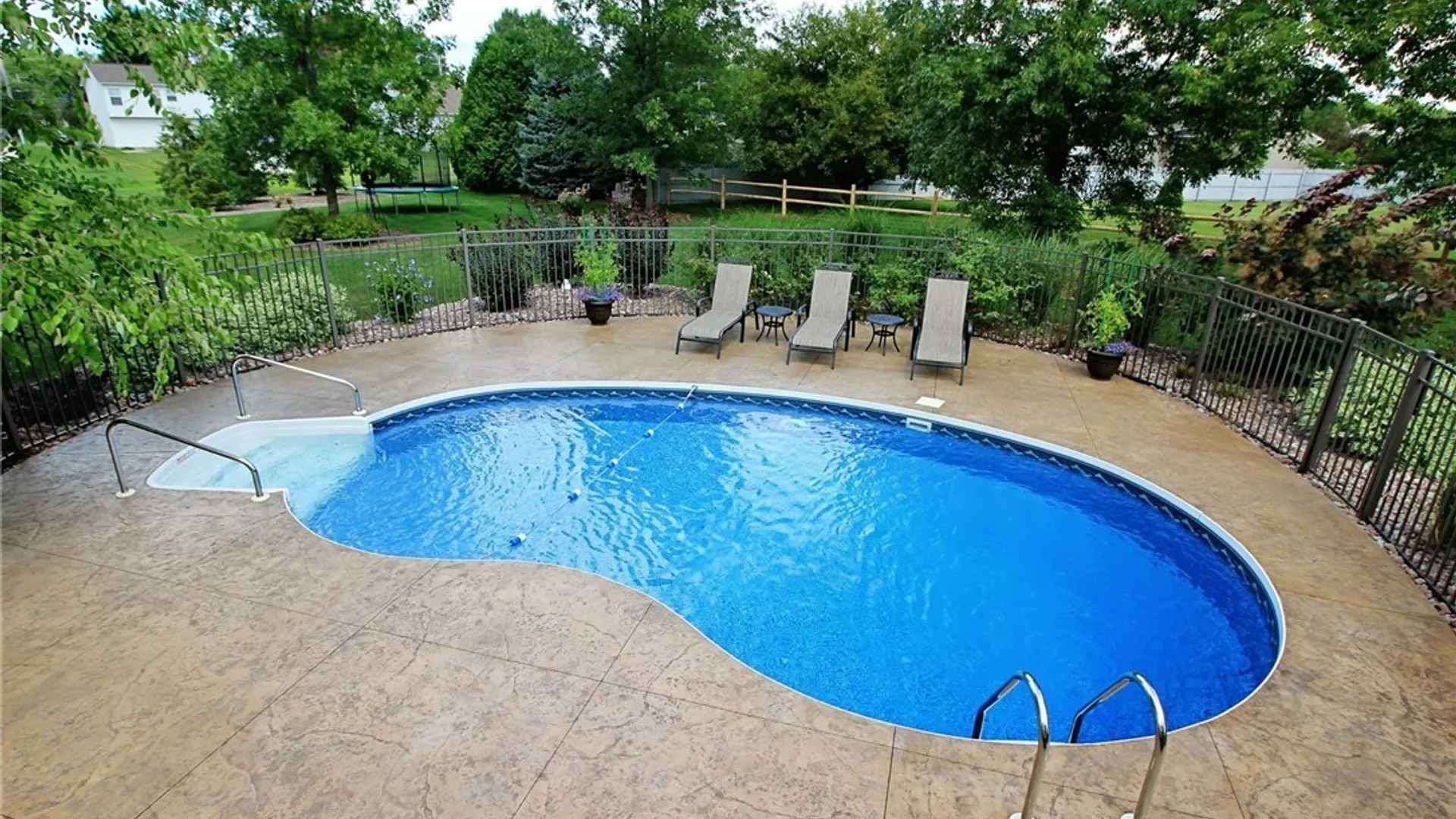 Property at 8735 Alizarin Avenue, Cicero, NY 13039 43