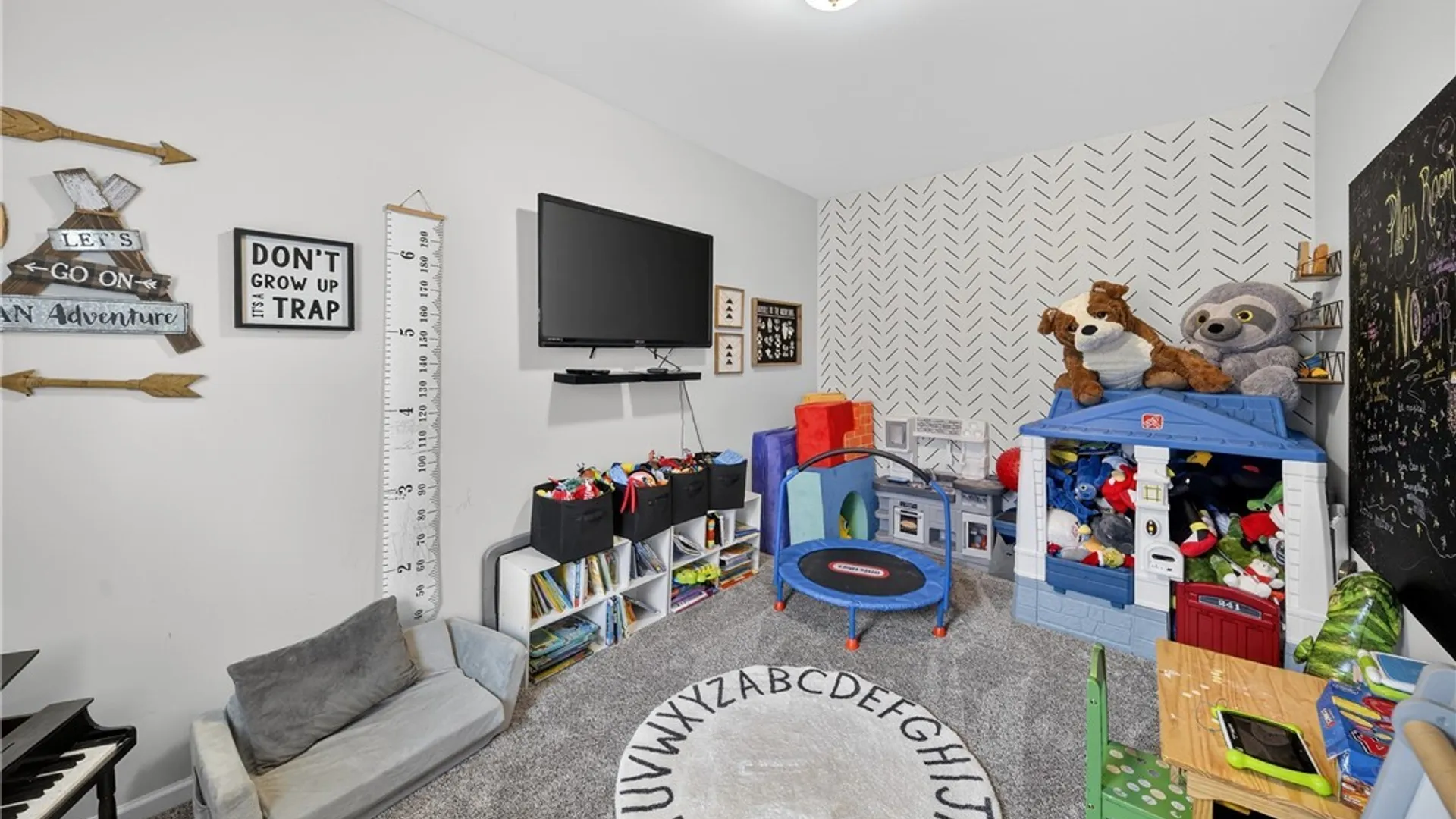 Property at 8524 Mcnamara Drive, Clay, NY 13041 21