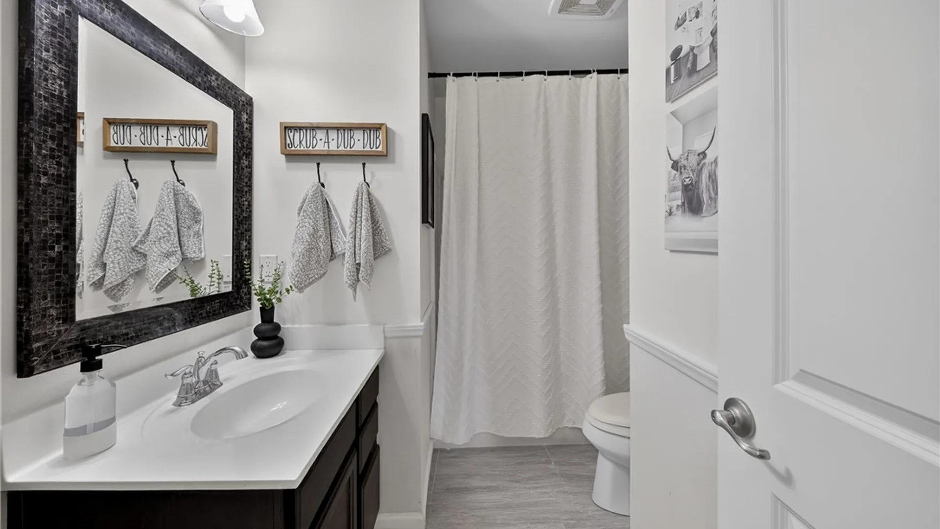 Property at 8524 Mcnamara Drive, Clay, NY 13041 32