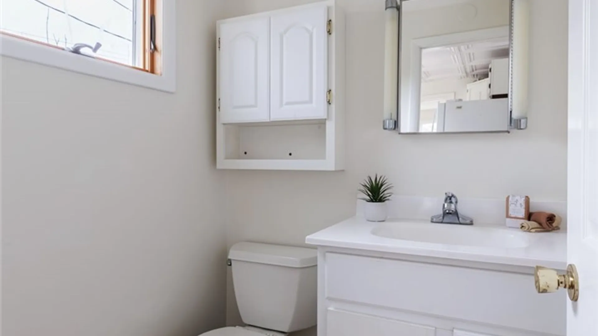 Property at 190 Lattimore Road, Rochester, NY 14620 19