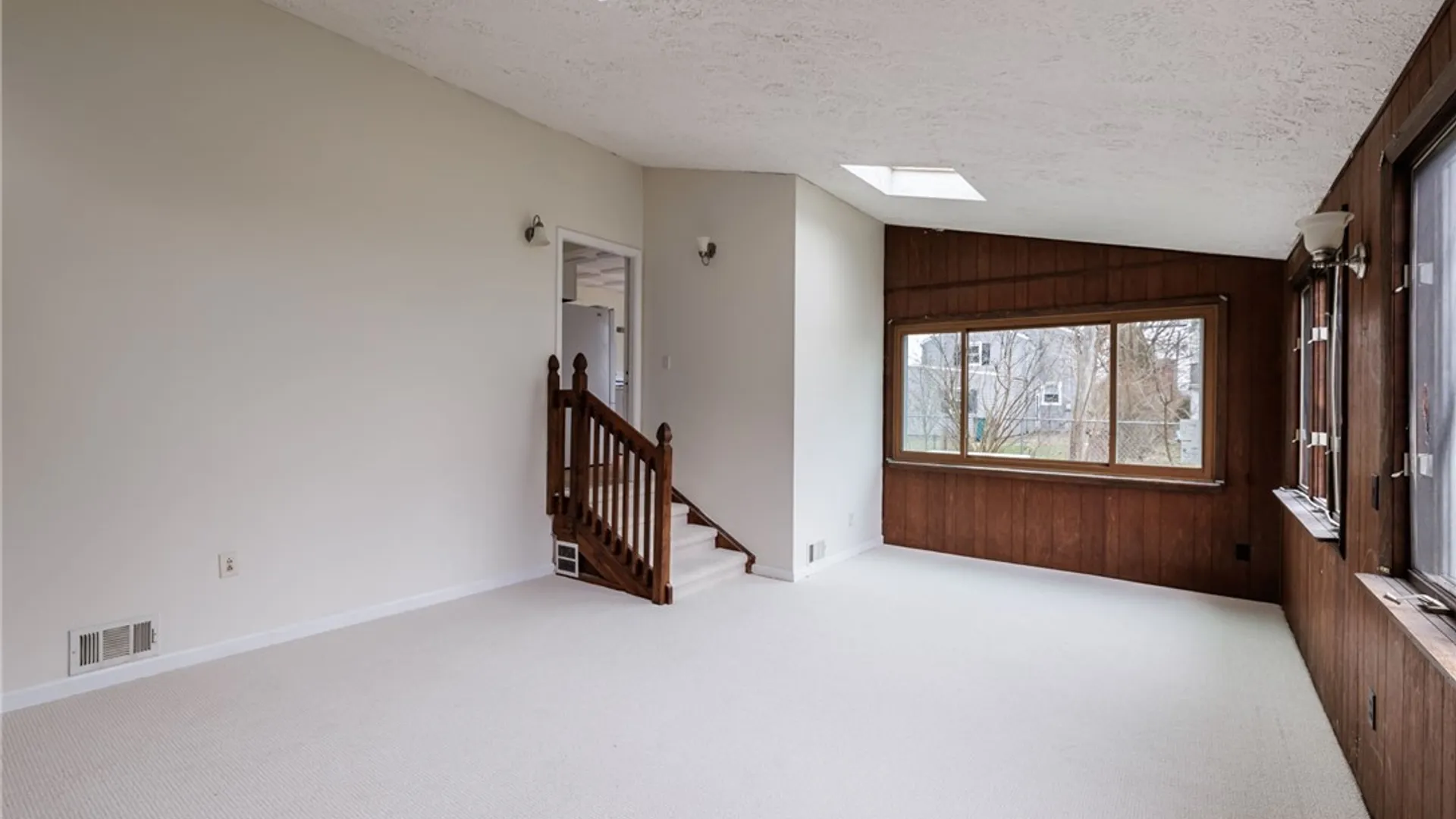 Property at 190 Lattimore Road, Rochester, NY 14620 20