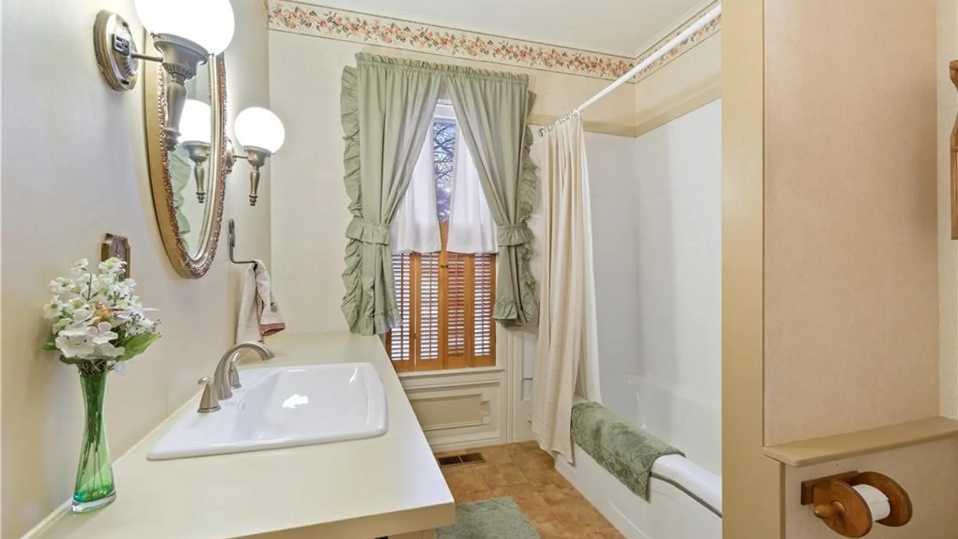 Property at 6239 State Route 21, Williamson, NY 14589 15