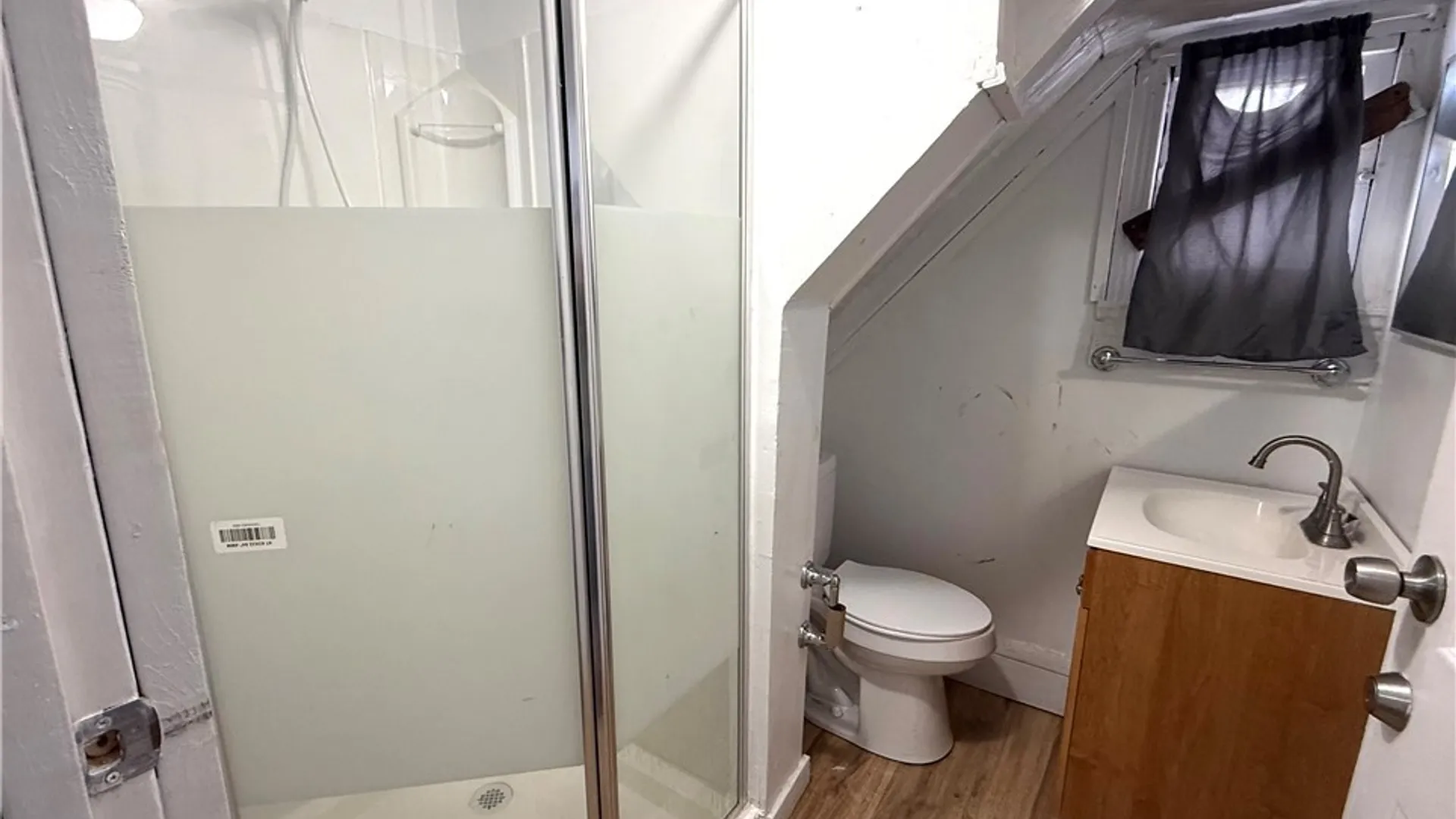 Property at 16 Barnes Avenue, Utica, NY 13502 5