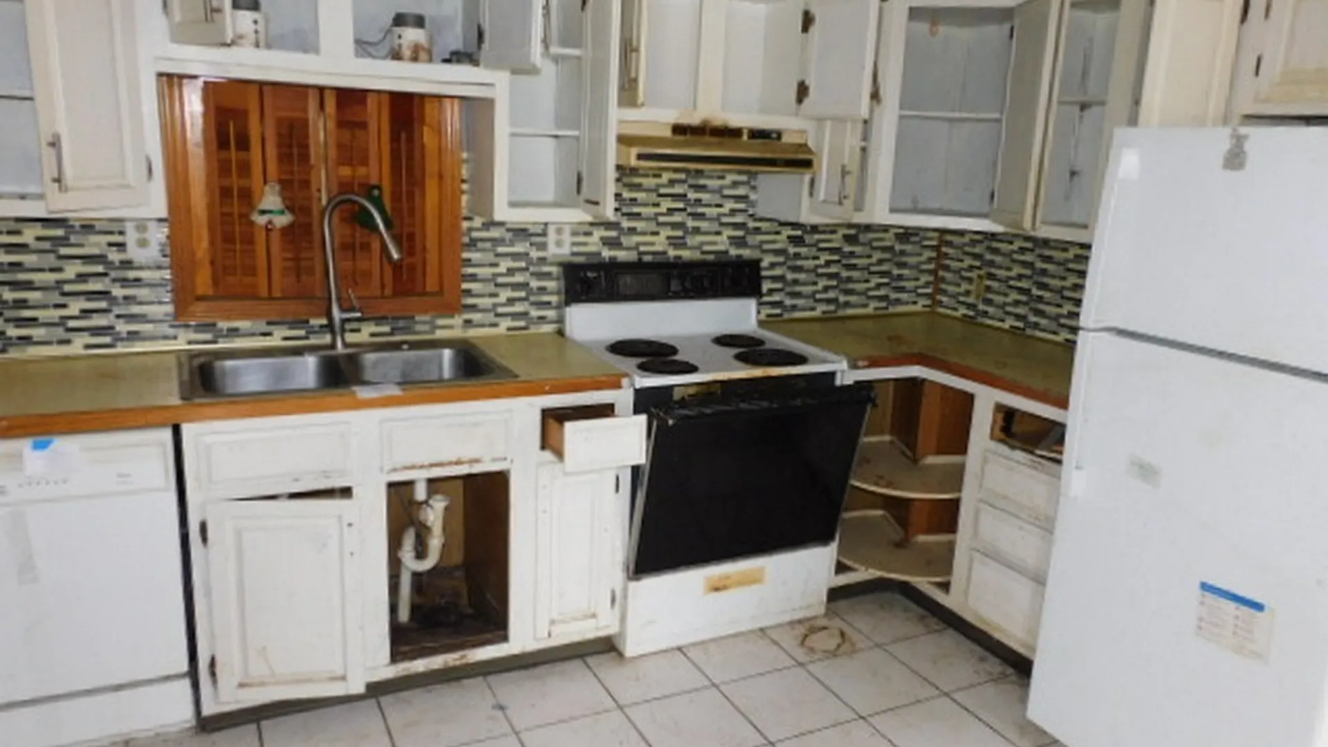 Property at 1561 Tuscarora Road, Niagara, NY 14304 2