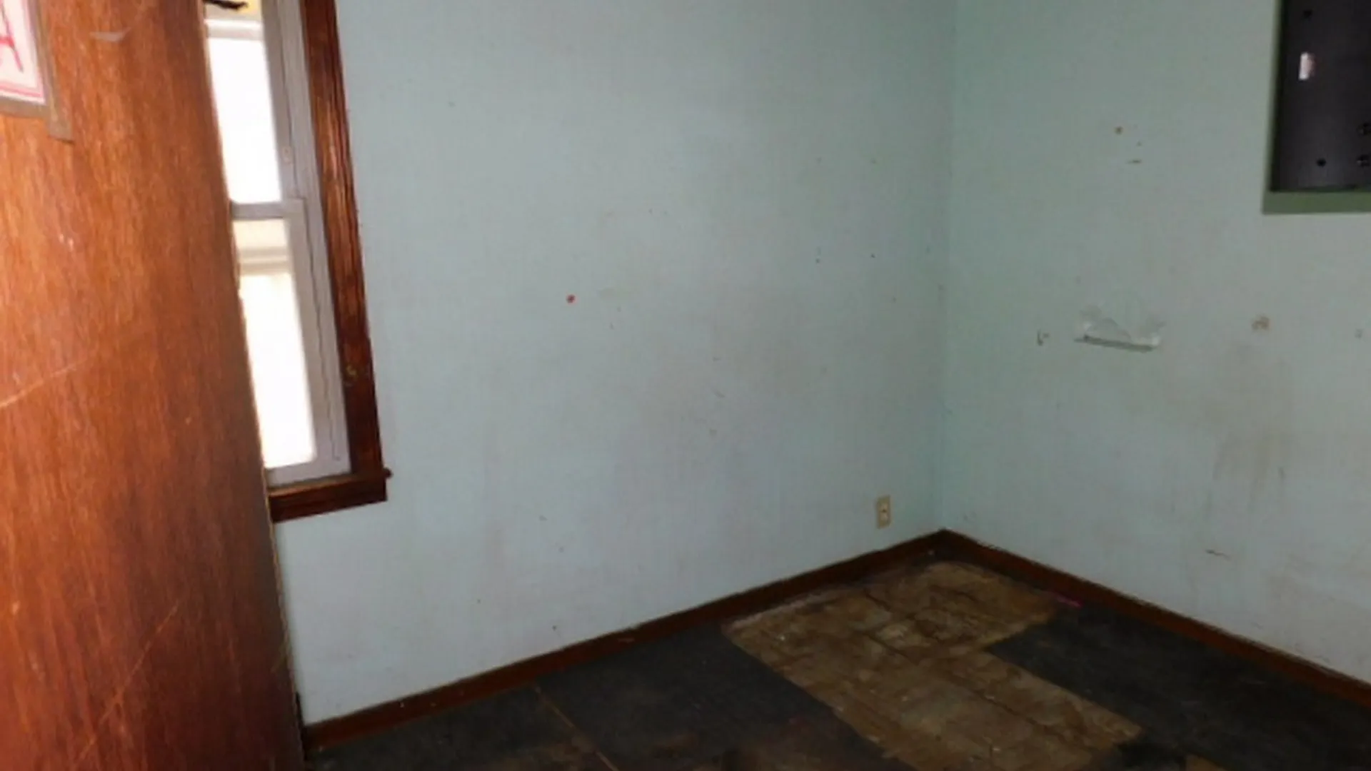 Property at 1561 Tuscarora Road, Niagara, NY 14304 6