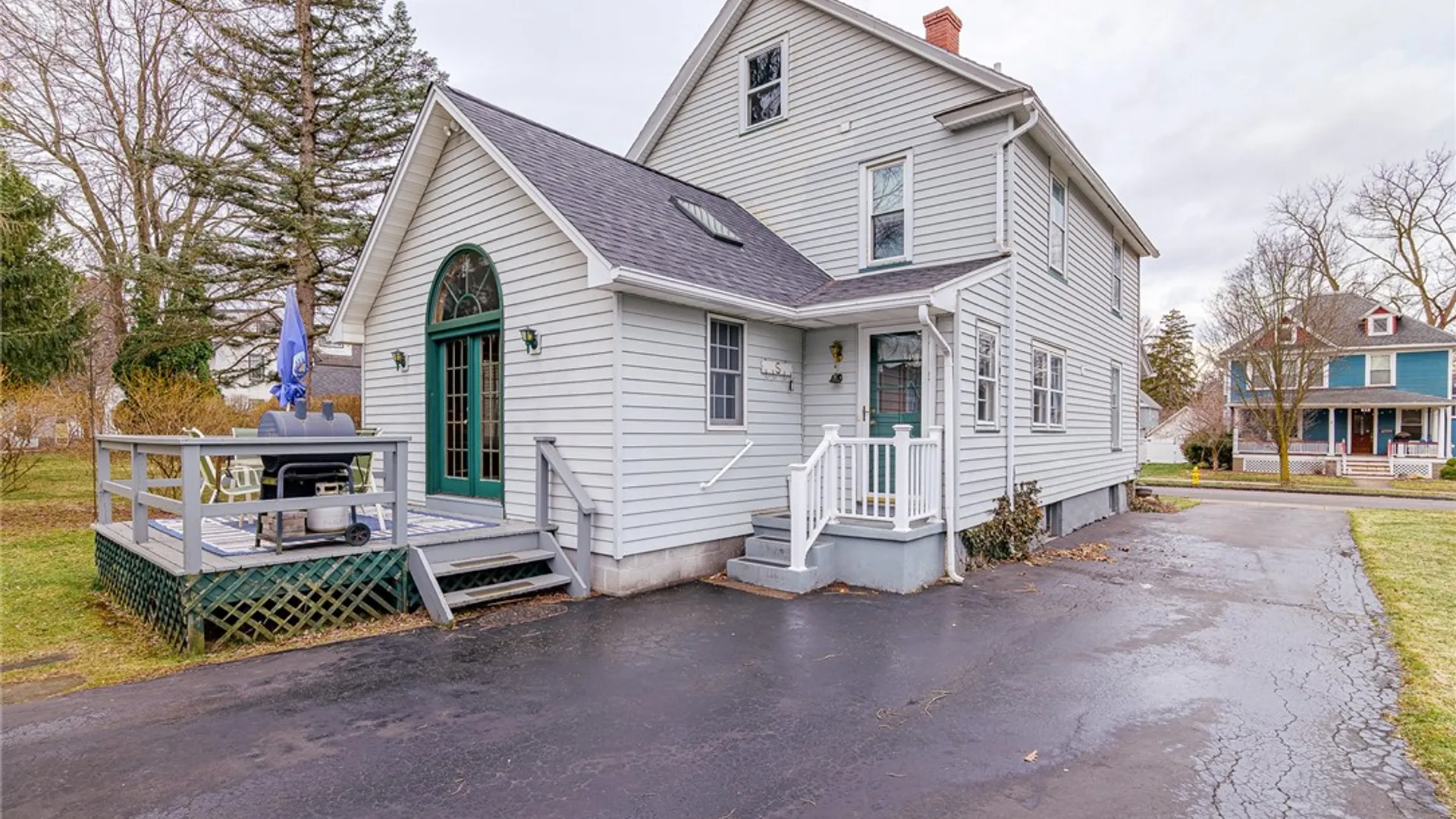 Property at 27 South Avenue, Perinton, NY 14450 46