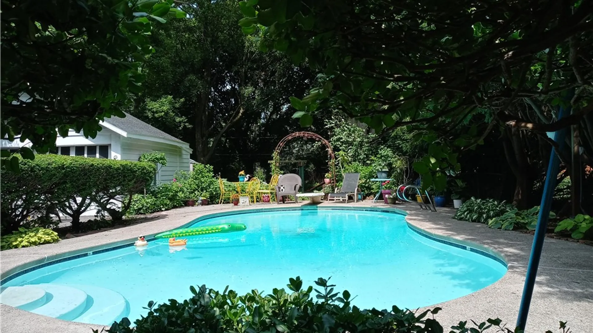 Property at 96 Thomas Avenue, Irondequoit, NY 14617 29