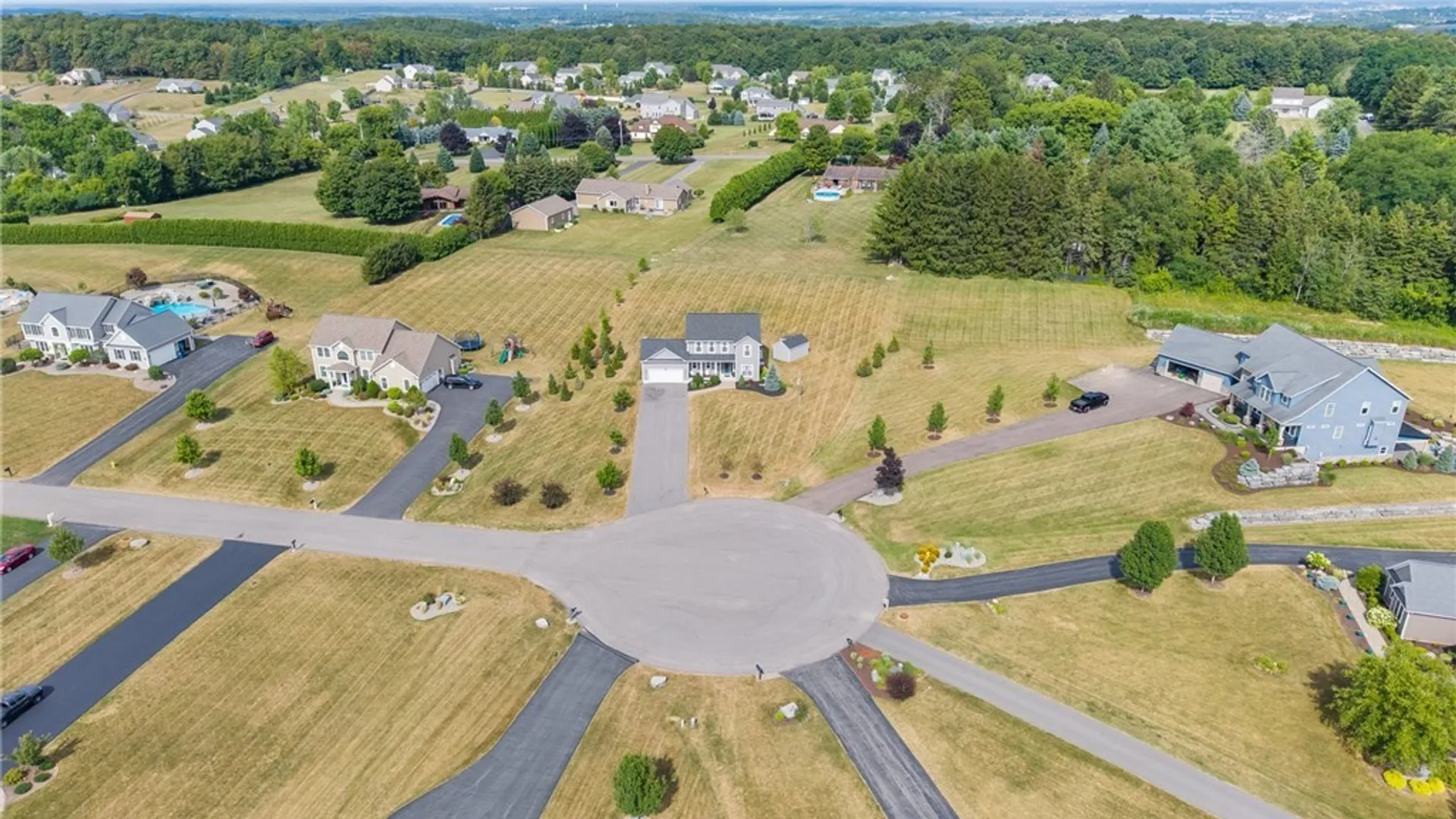 Property at 104 Arch Stone Way, Camillus, NY 13031 39