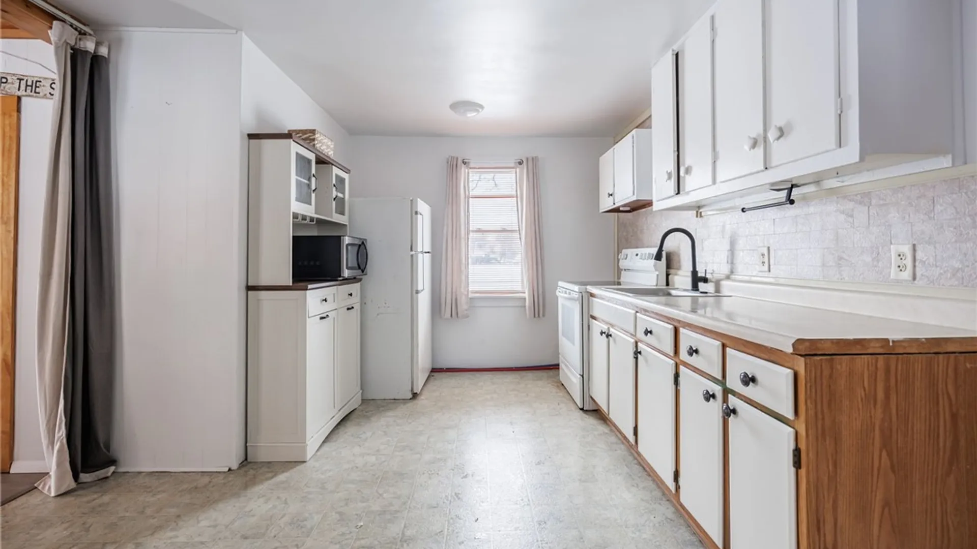 Property at 9371 Leroy Island Road, Huron, NY 14590 10