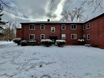 12 Latona Court, Buffalo, NY 14220
