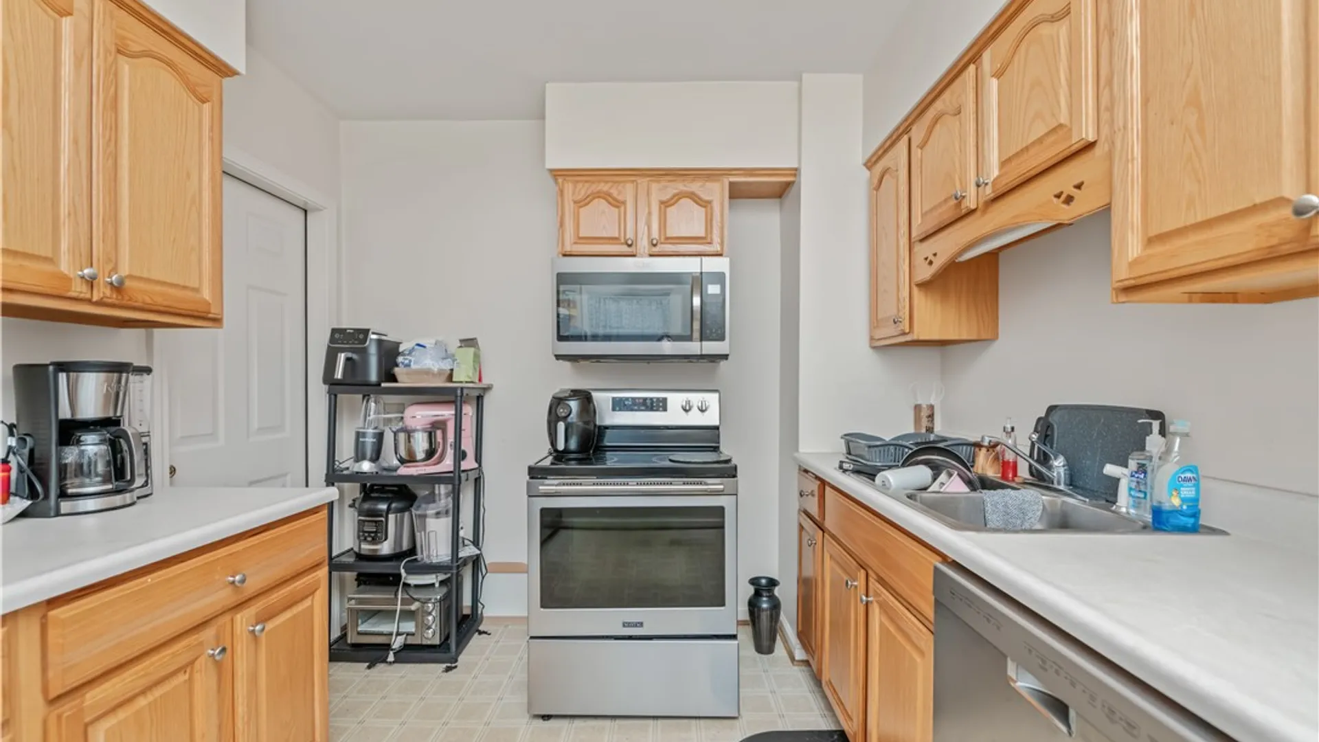 Property at 790 Thurston Road, Rochester, NY 14619 17