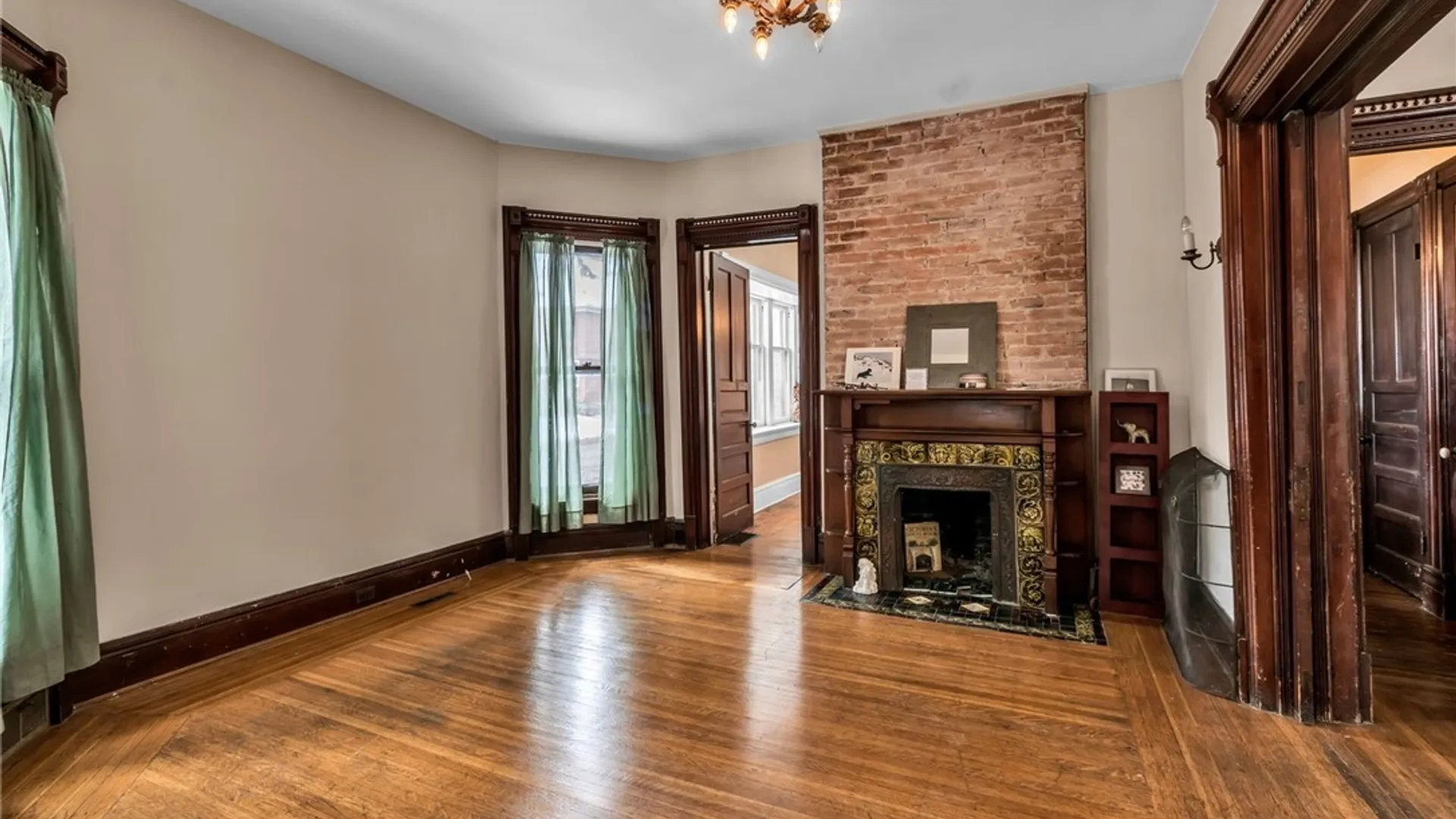 Property at 484 Richmond Avenue, Buffalo, NY 14222 8