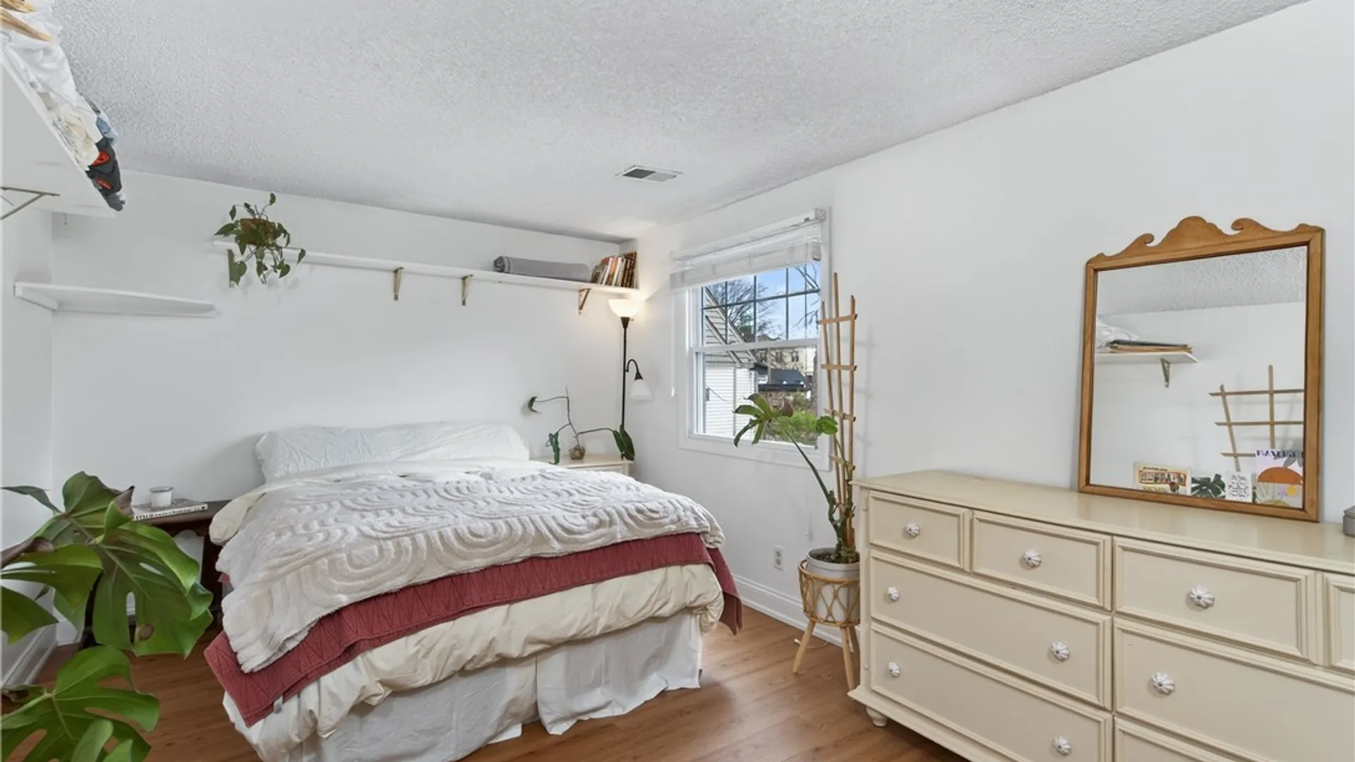 Property at 770 Ferry Street, Buffalo, NY 14222 8
