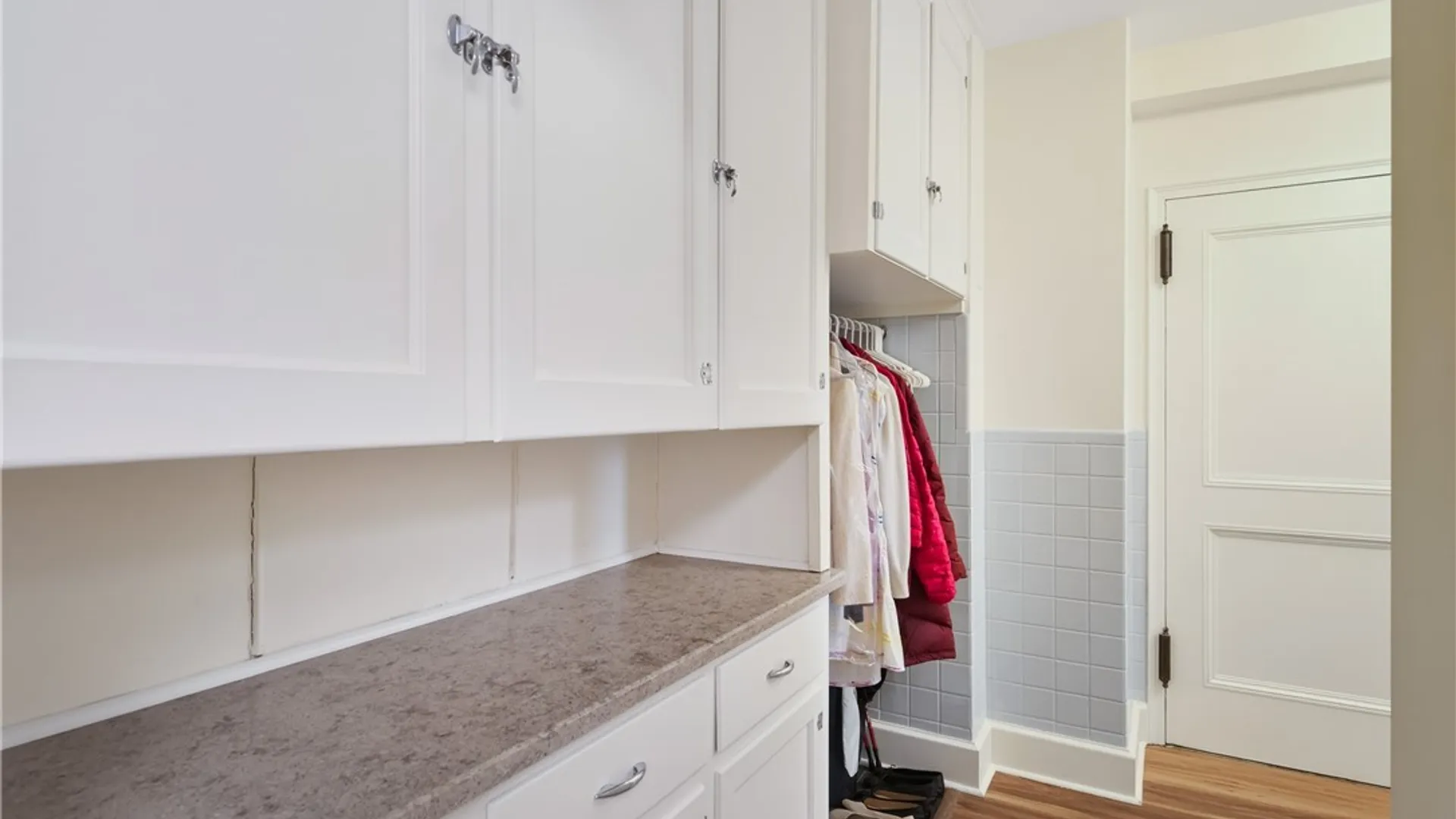 Property at 33 Gates Circle, Buffalo, NY 14209 12