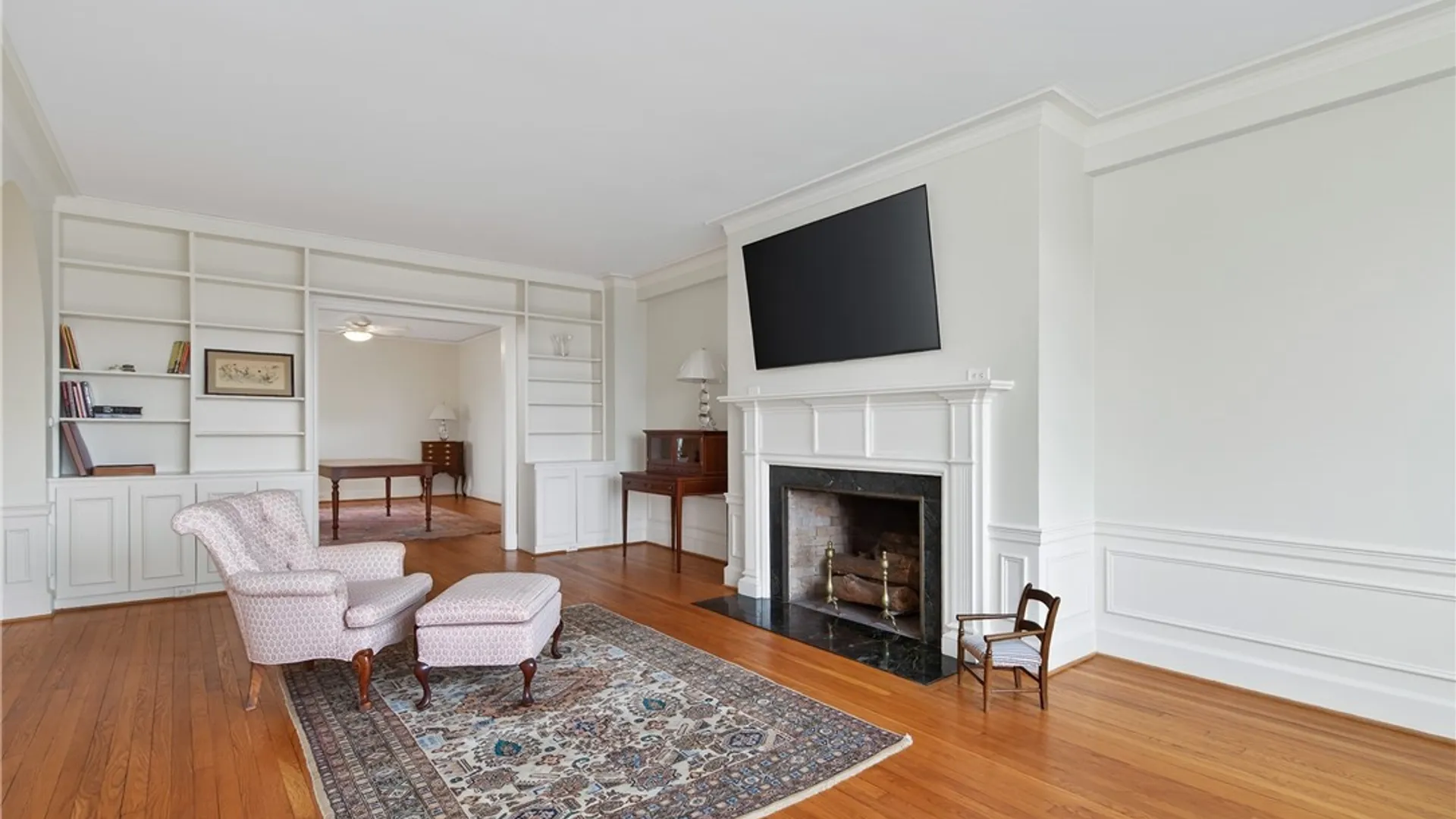 Property at 33 Gates Circle, Buffalo, NY 14209 18