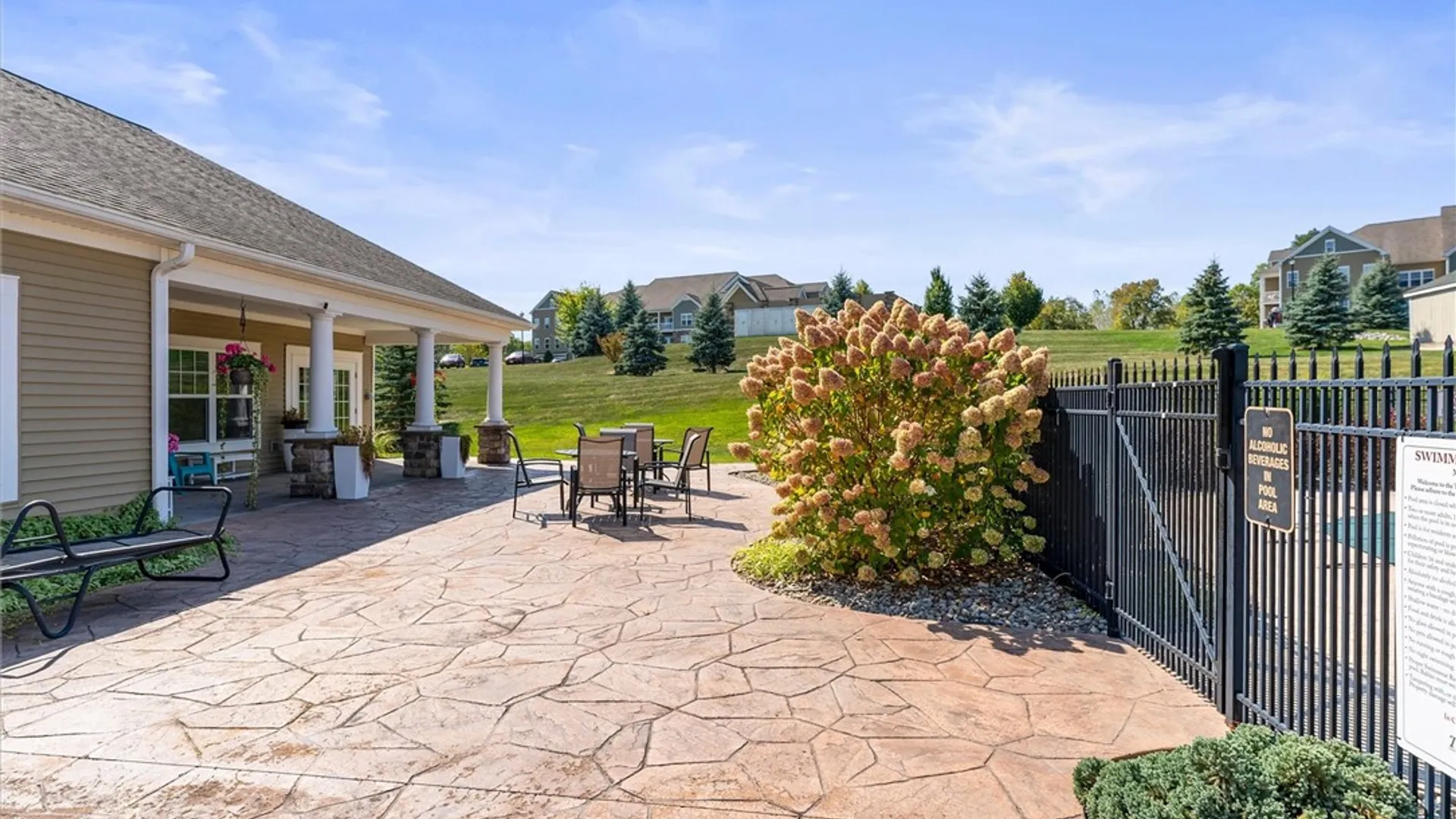 Property at 14 Thompson Lane, Canandaigua City, NY 14424 45
