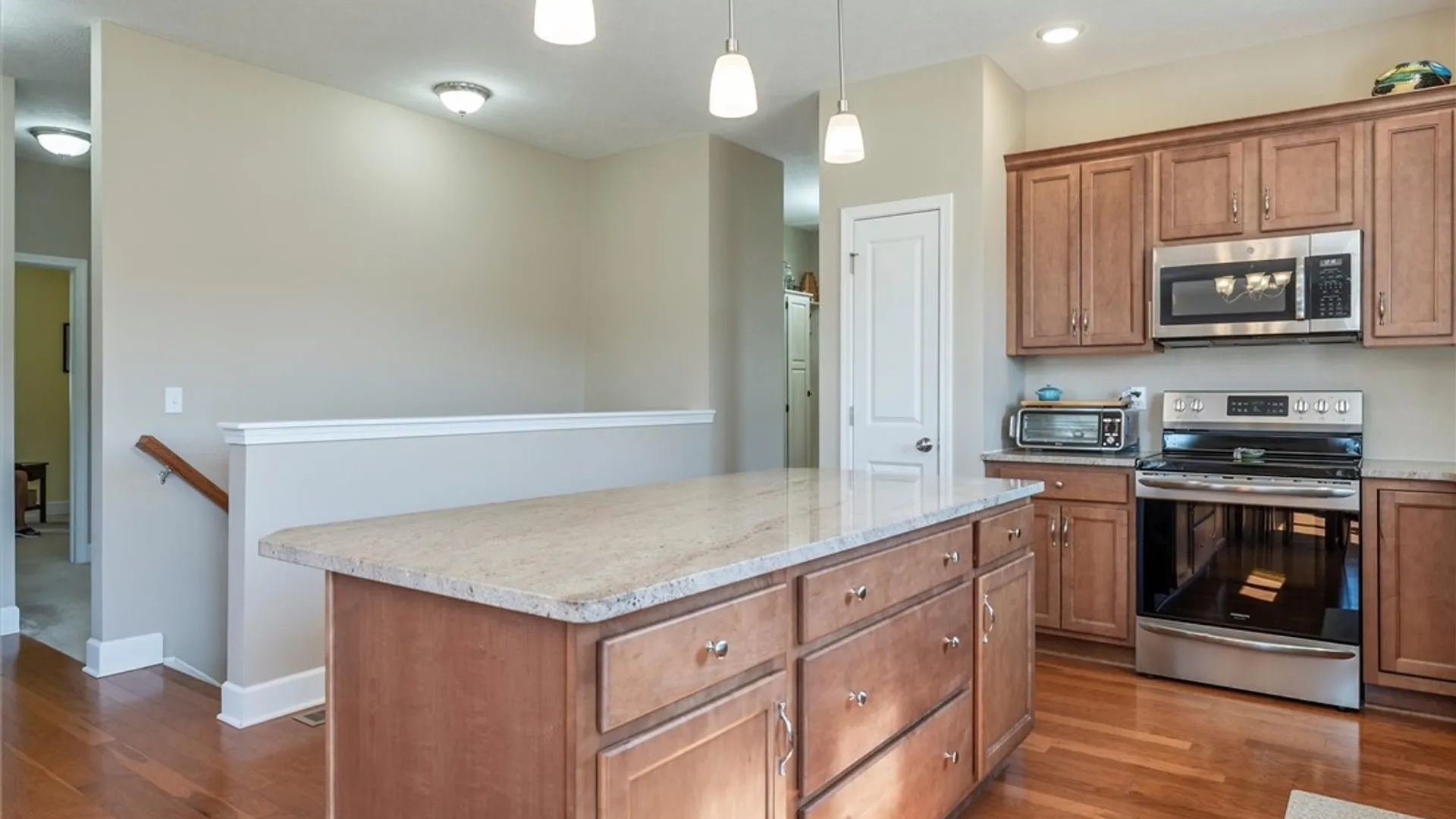 Property at 14 Thompson Lane, Canandaigua City, NY 14424 9