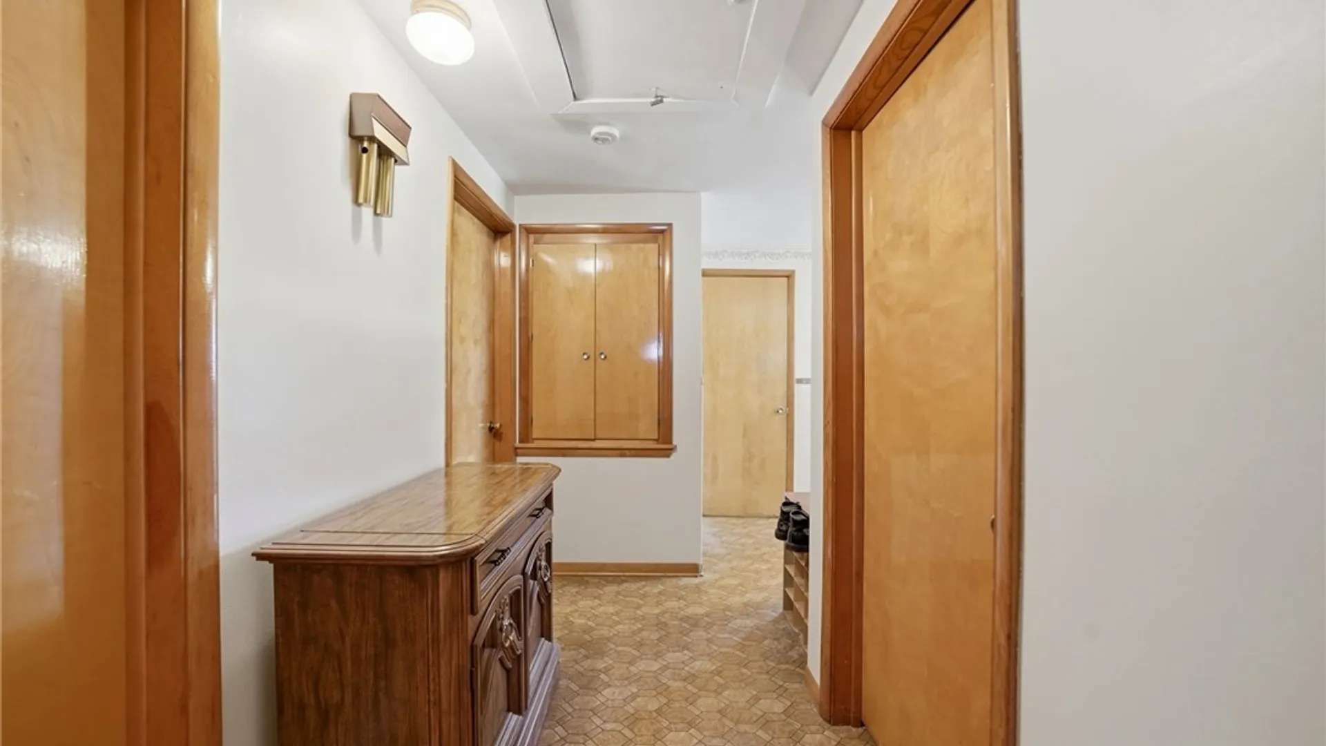 Property at 30 Jane Drive, Cheektowaga, NY 14227 18