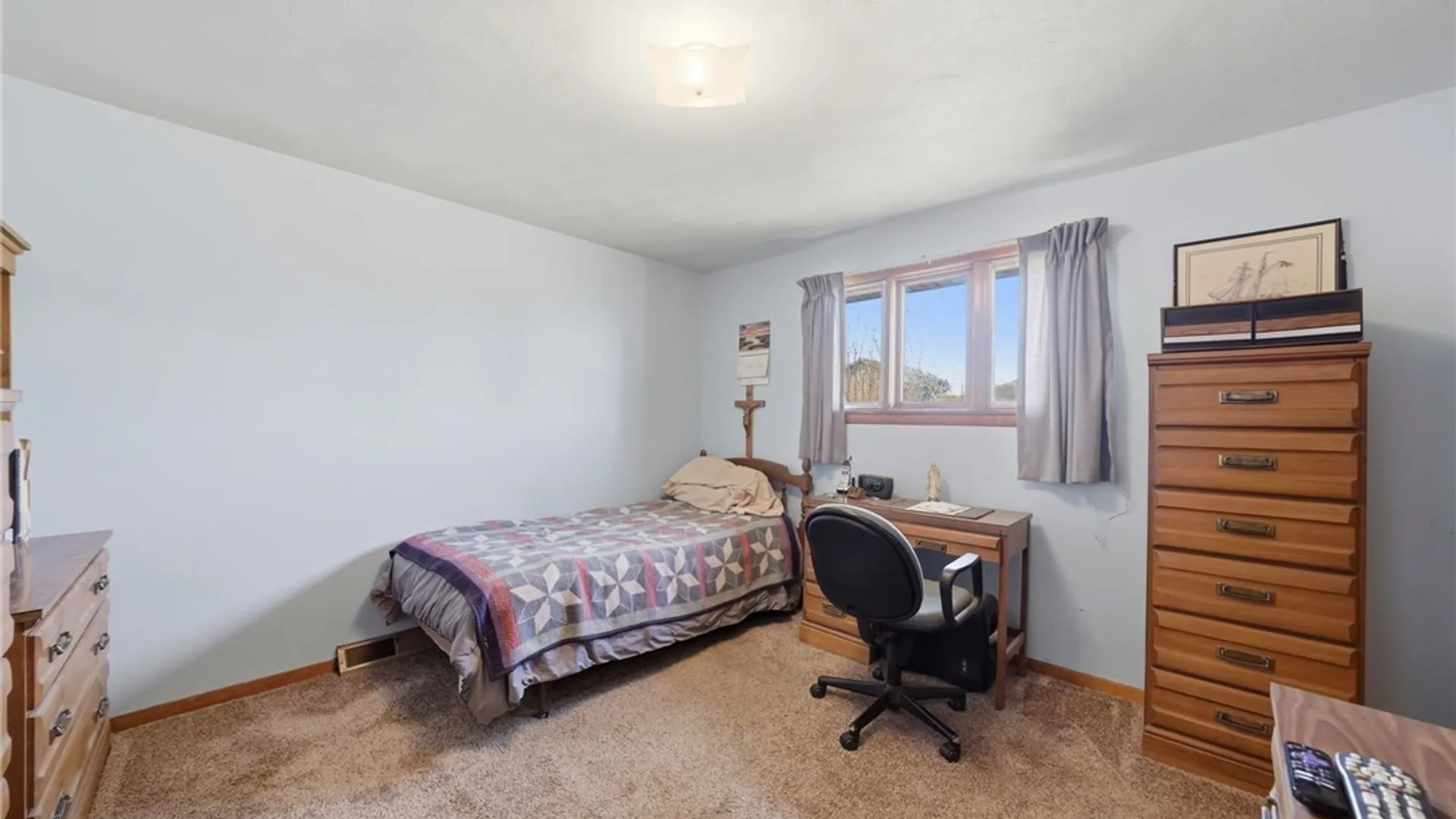 Property at 30 Jane Drive, Cheektowaga, NY 14227 21