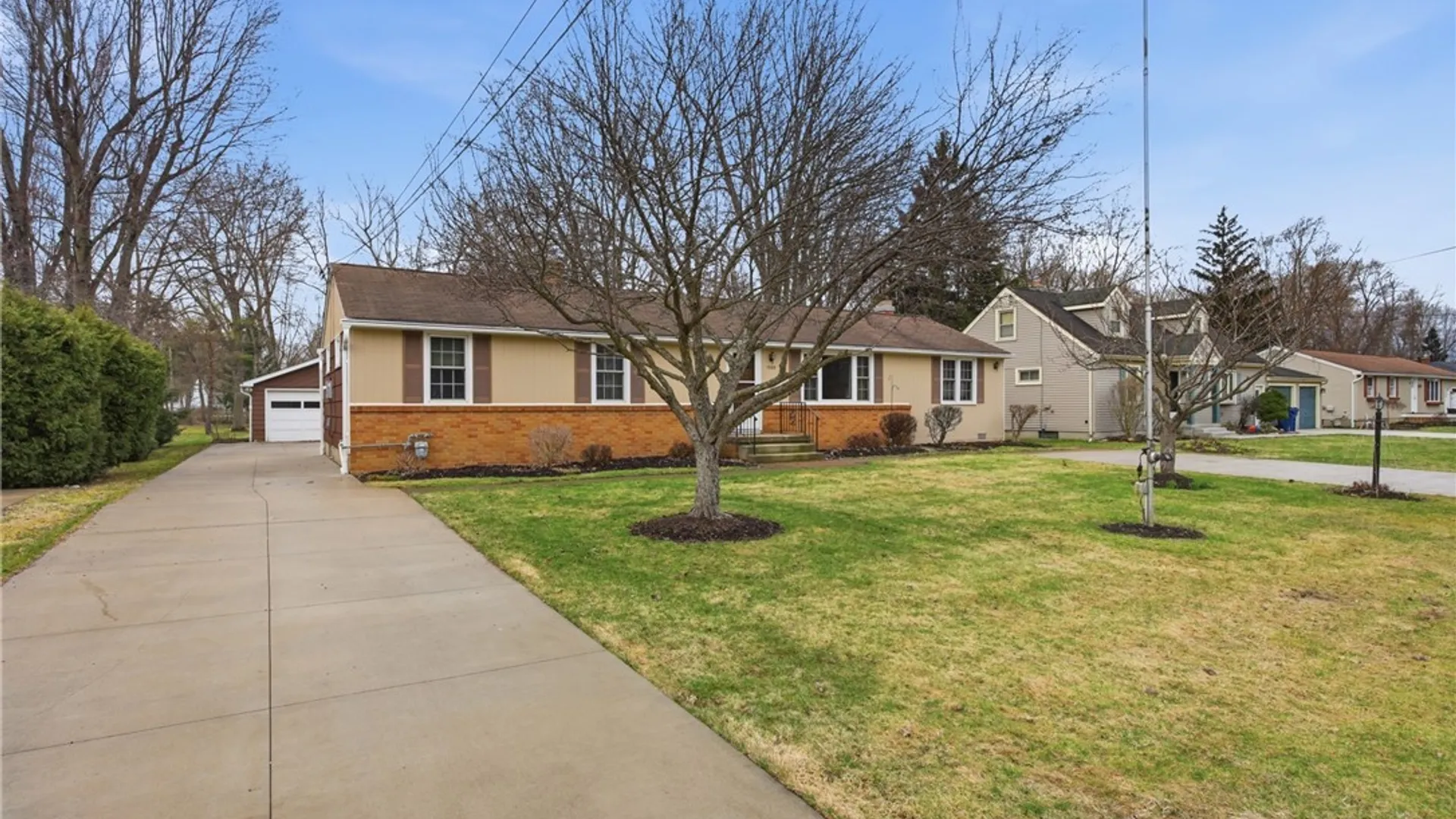 Property at 1205 Dodge Road, Amherst, NY 14068 4