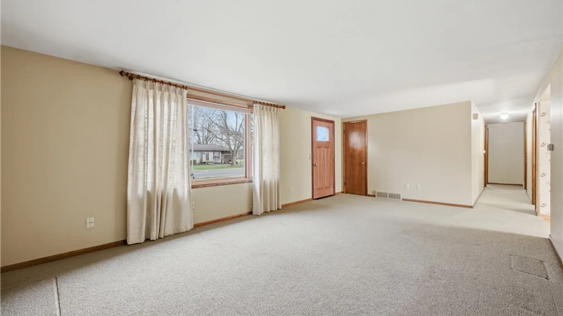 Property at 1205 Dodge Road, Amherst, NY 14068 9