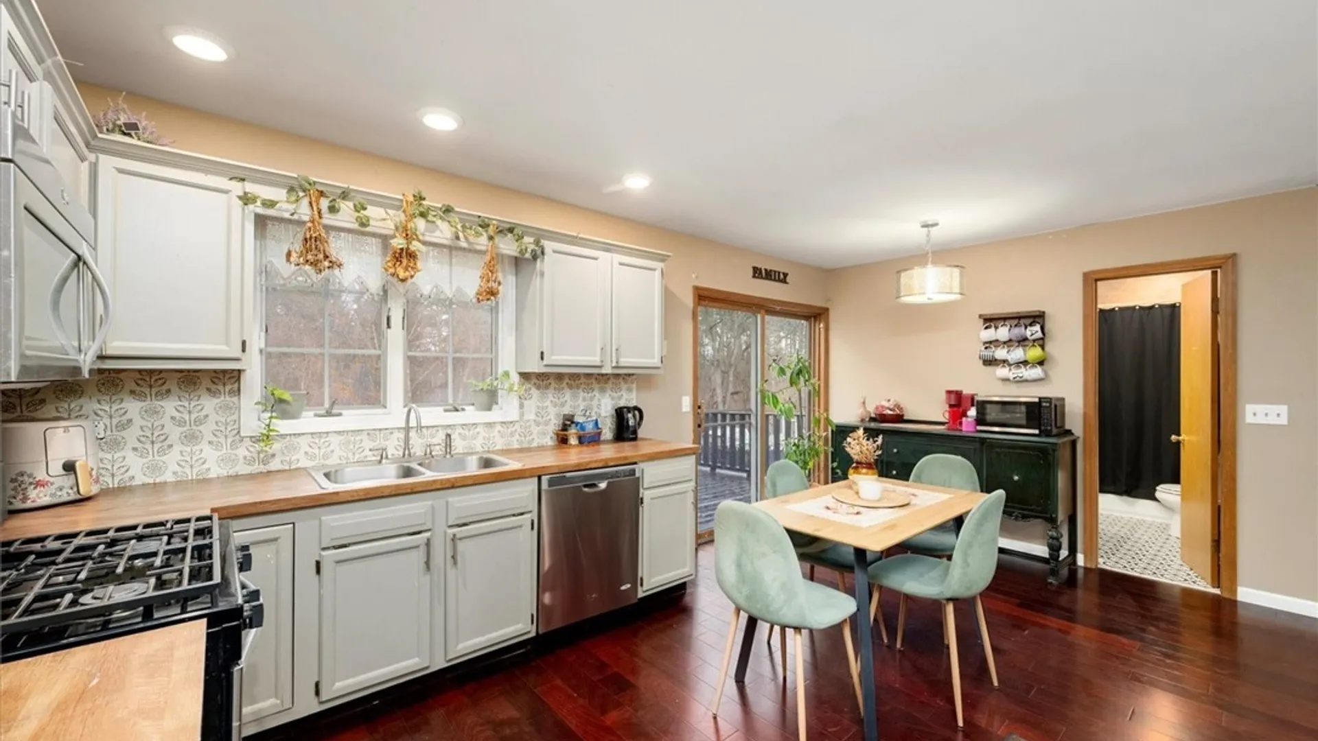 Property at 7080 Verna Drive, Lenox, NY 13032 5