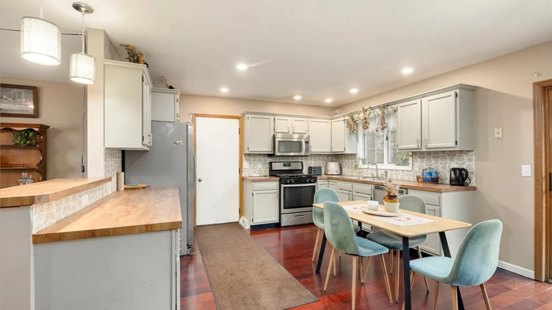 Property at 7080 Verna Drive, Lenox, NY 13032 6