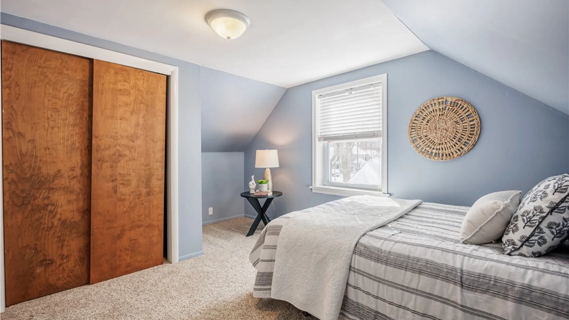 Property at 128 Lake Breeze Park, Irondequoit, NY 14622 15