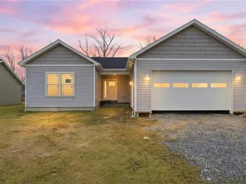 2008 Mae's Landing, Canandaigua Town, NY 14424