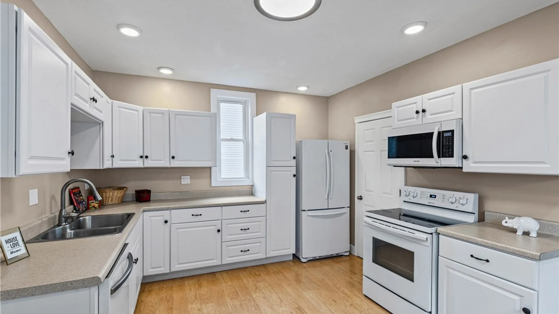 Property at 155 Cottage Street, Rochester, NY 14608 10