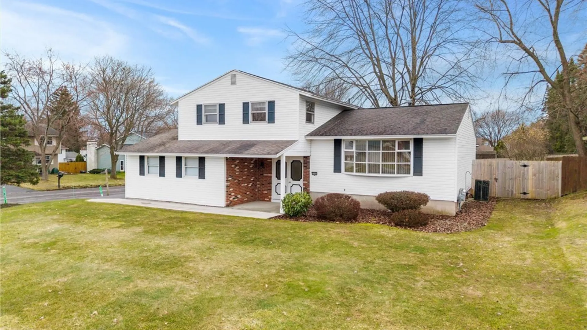 Property at 4986 Surrey Lane, Clay, NY 13088 3
