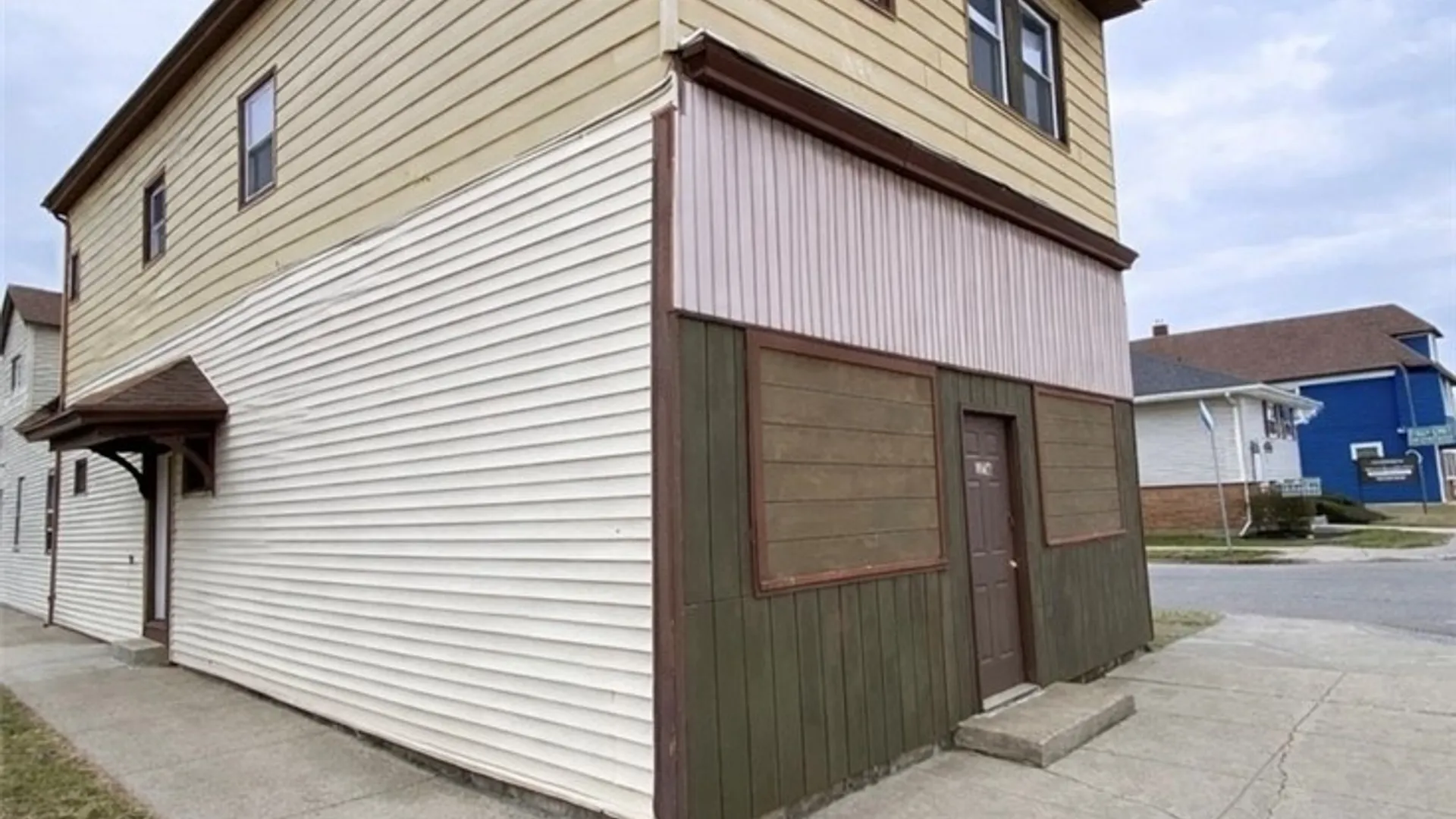 Property at 1776 Clinton Street, Buffalo, NY 14206 3