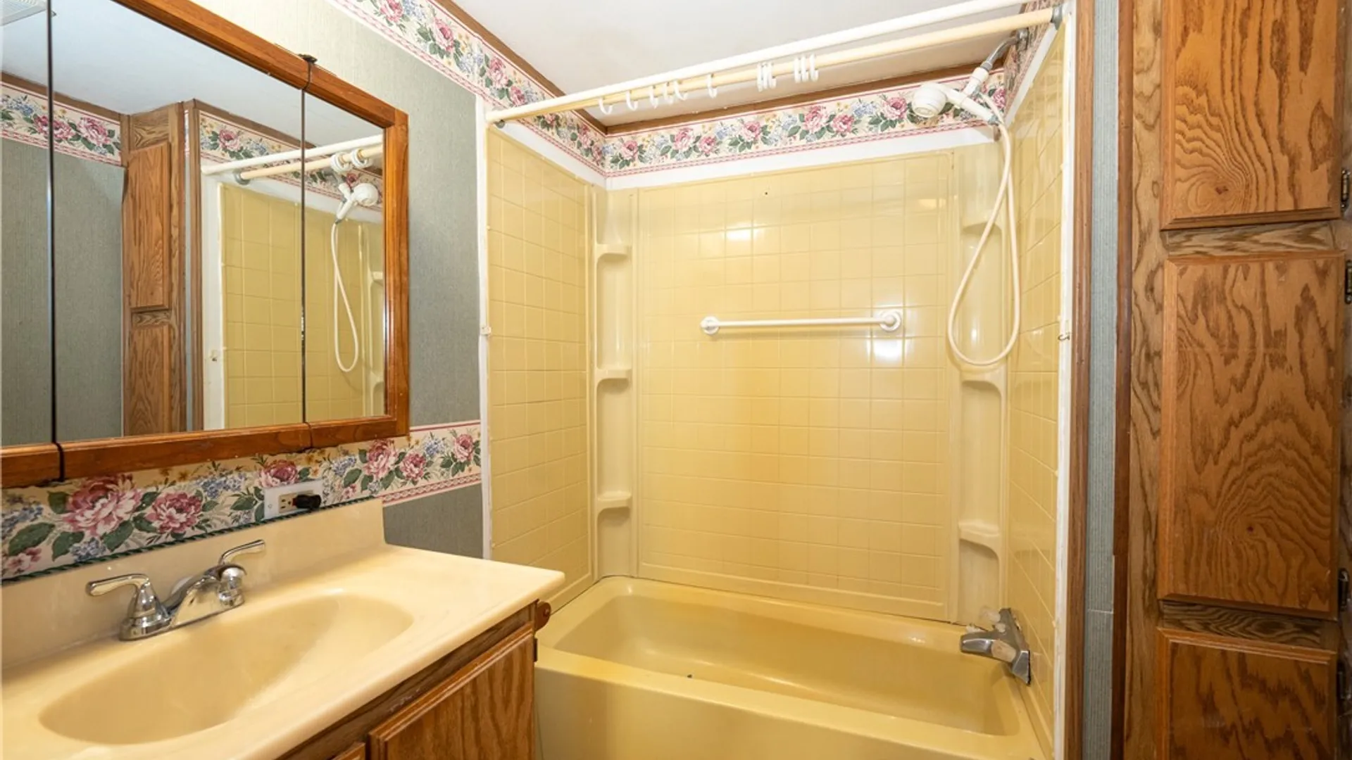 Property at 21 Golden Pond, Newstead, NY 14001 19