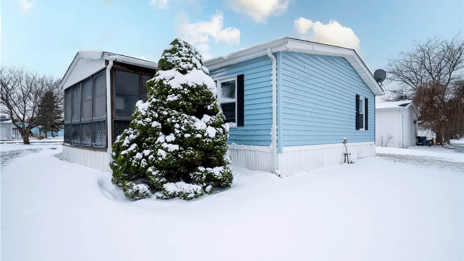 Property at 21 Golden Pond, Newstead, NY 14001 32