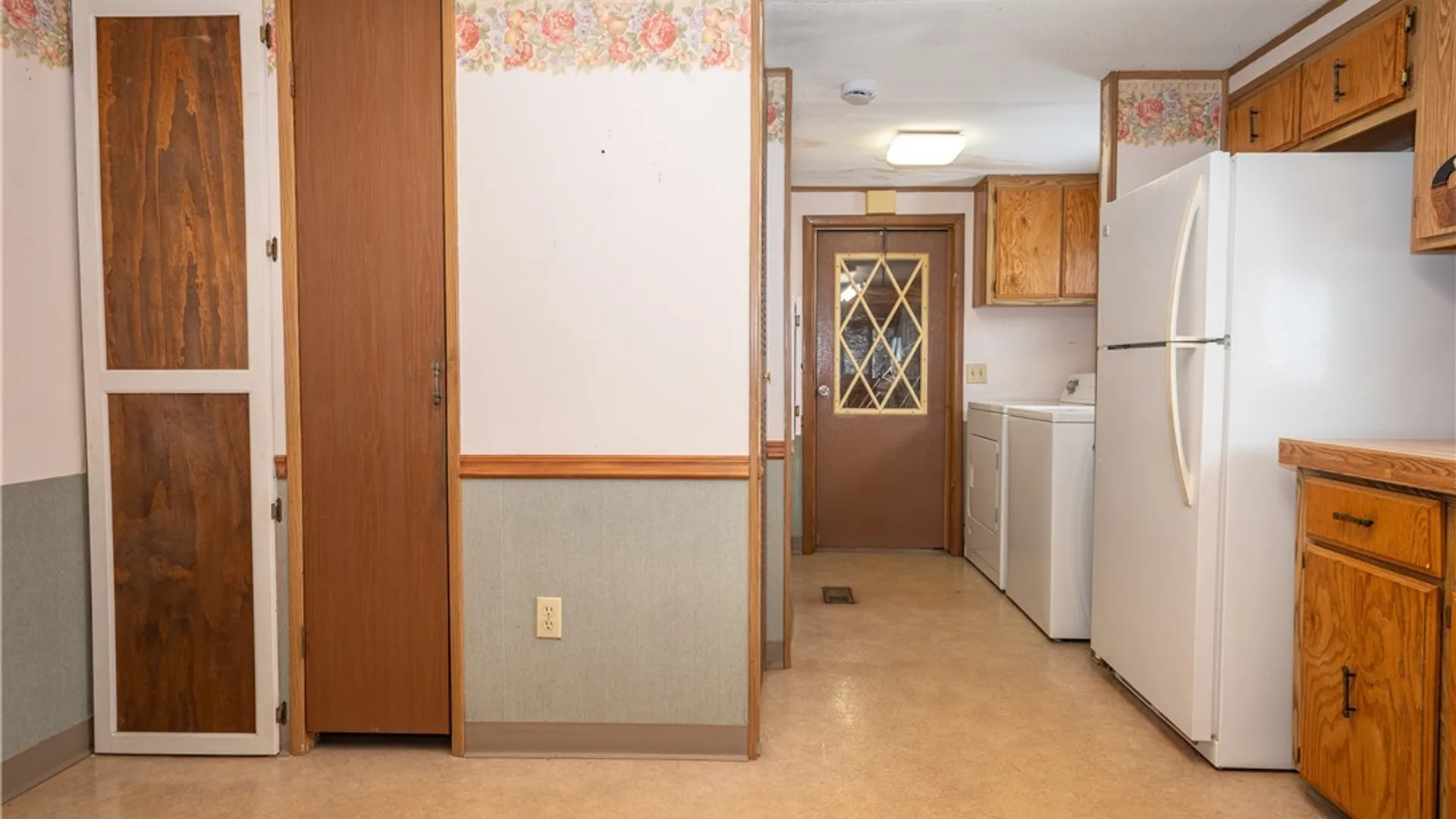 Property at 21 Golden Pond, Newstead, NY 14001 8