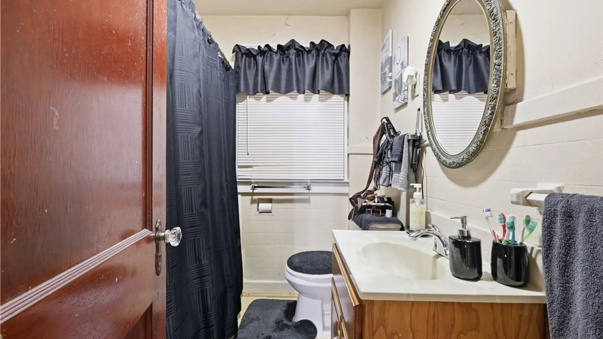 Property at 2621 Welch Avenue, Niagara Falls, NY 14303 13