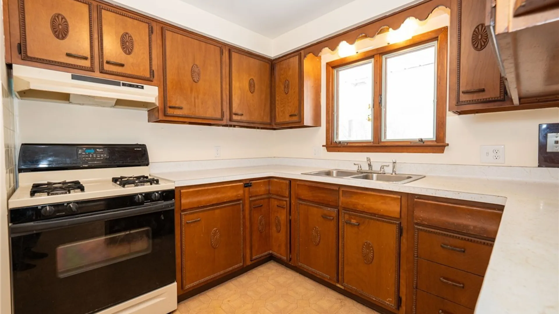 Property at 7337 Bear Ridge Road, Pendleton, NY 14120 18