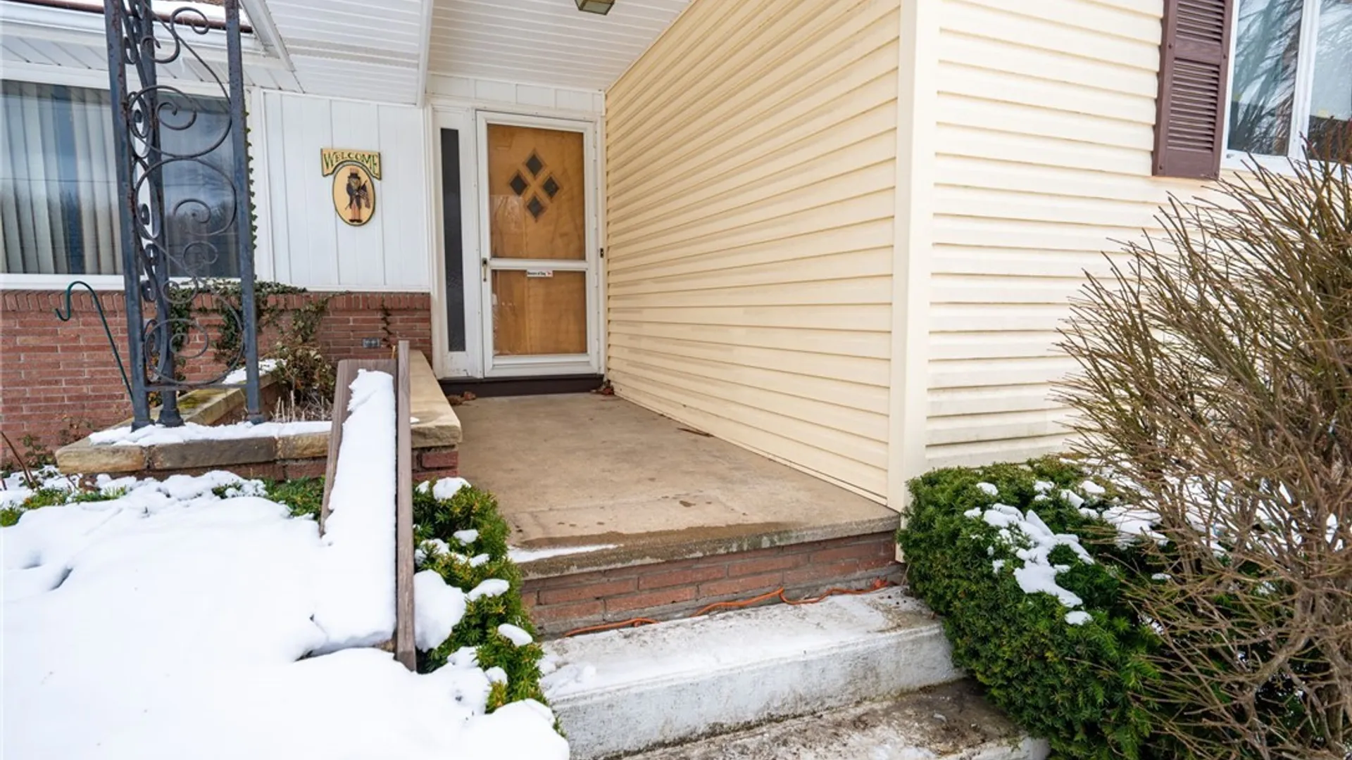 Property at 7337 Bear Ridge Road, Pendleton, NY 14120 2