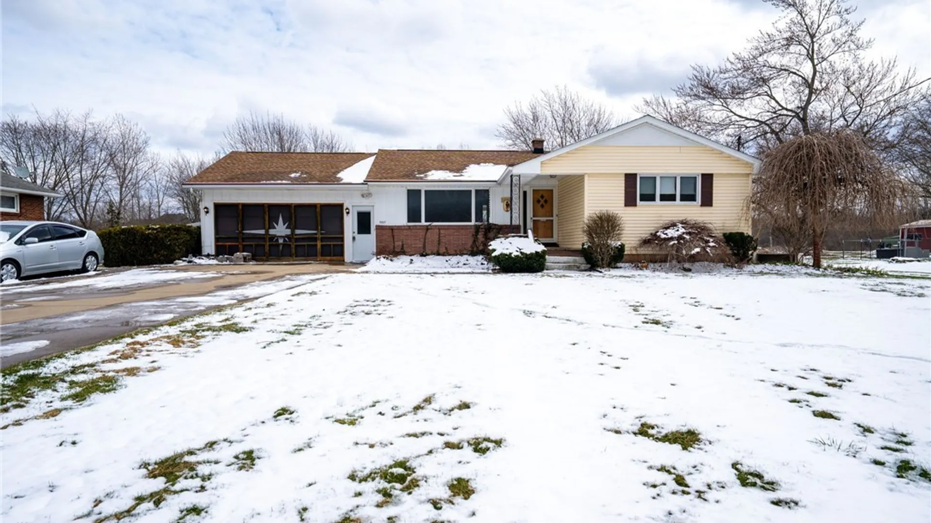 Property at 7337 Bear Ridge Road, Pendleton, NY 14120 3