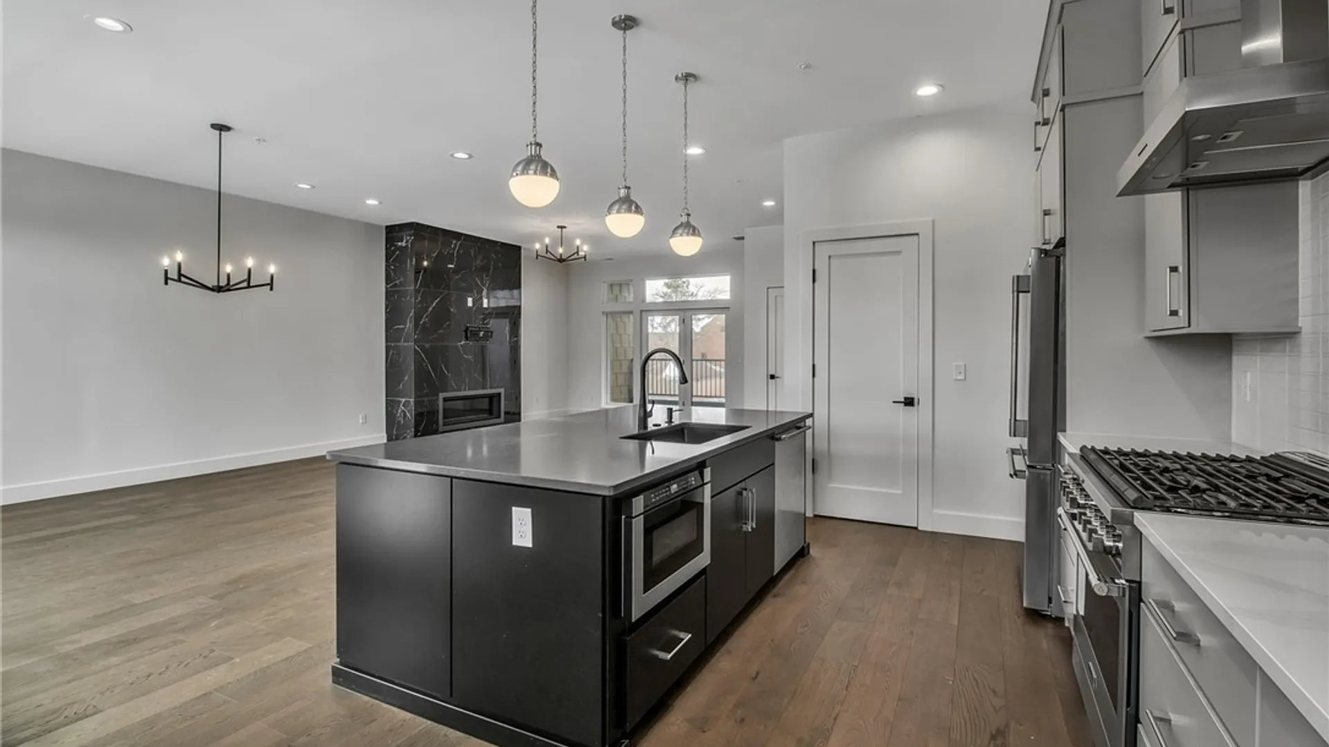 Property at 244 Lakefront Boulevard, Buffalo, NY 14202 27