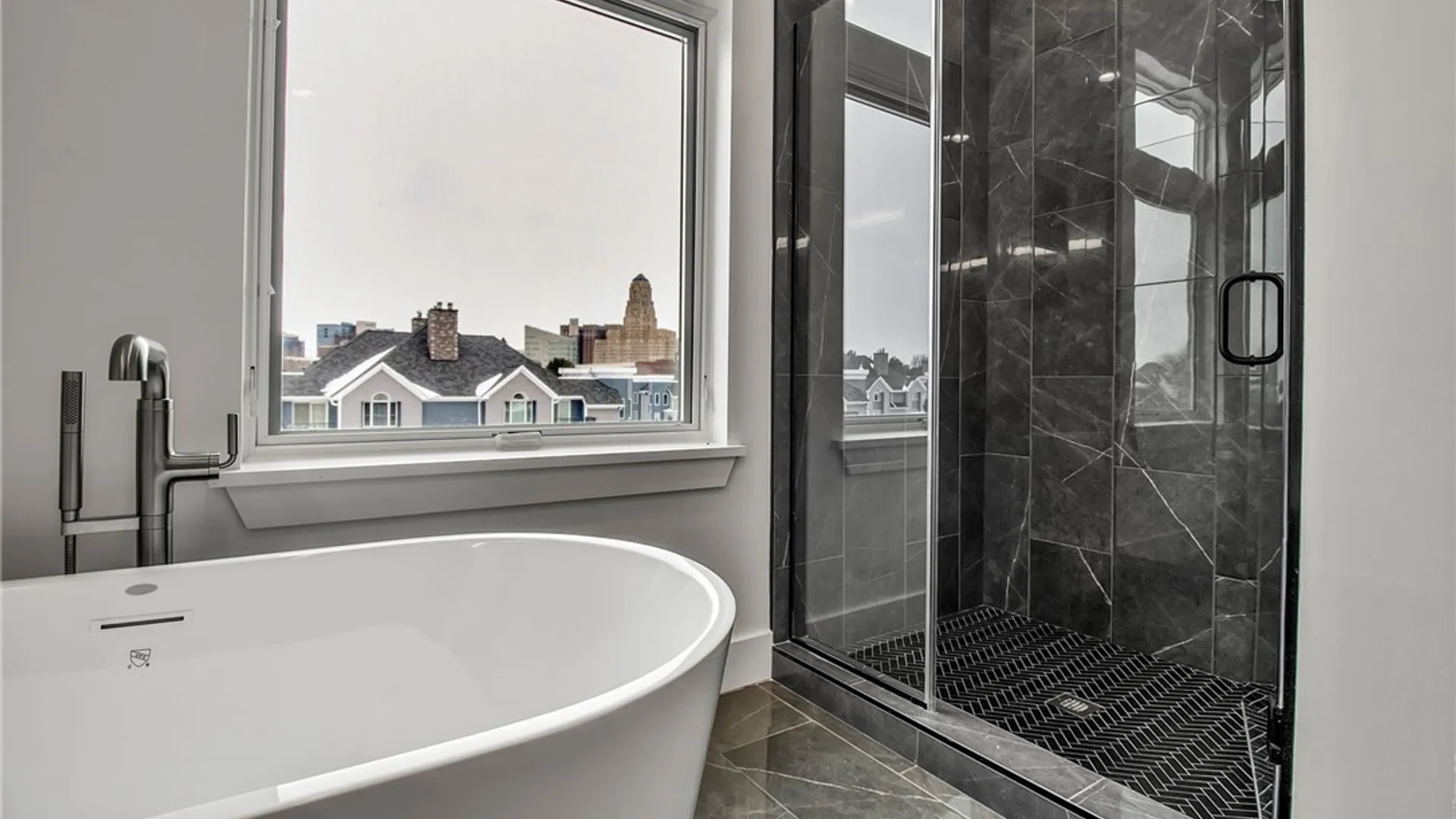 Property at 244 Lakefront Boulevard, Buffalo, NY 14202 34