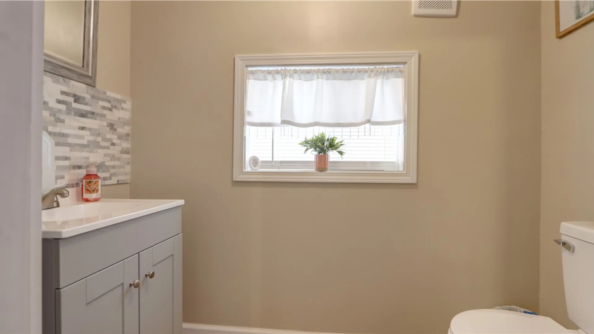 Property at 32 Grant Avenue, Geneva City, NY 14456 18