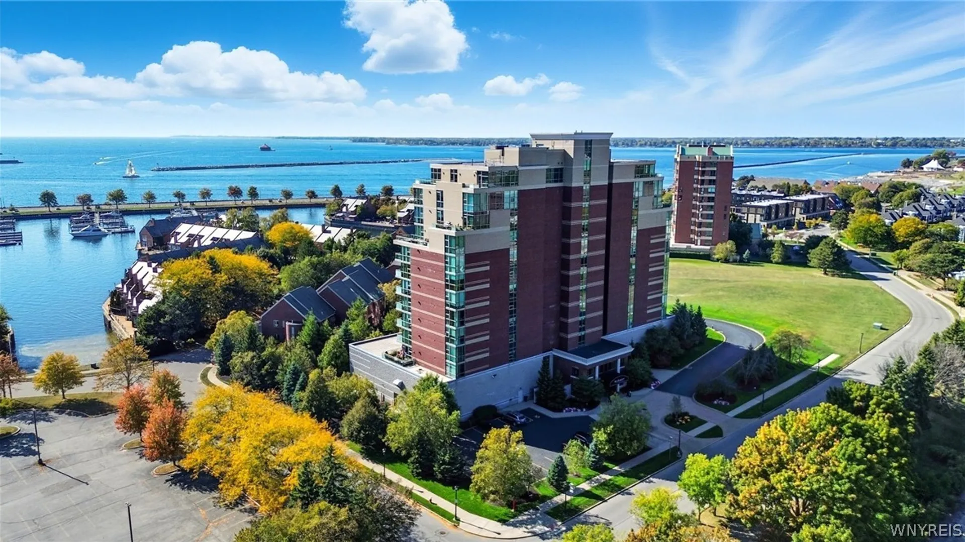 Property at 132 Lakefront Boulevard, Buffalo, NY 14202 3