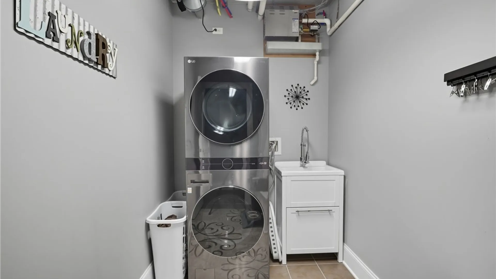 Property at 132 Lakefront Boulevard, Buffalo, NY 14202 31