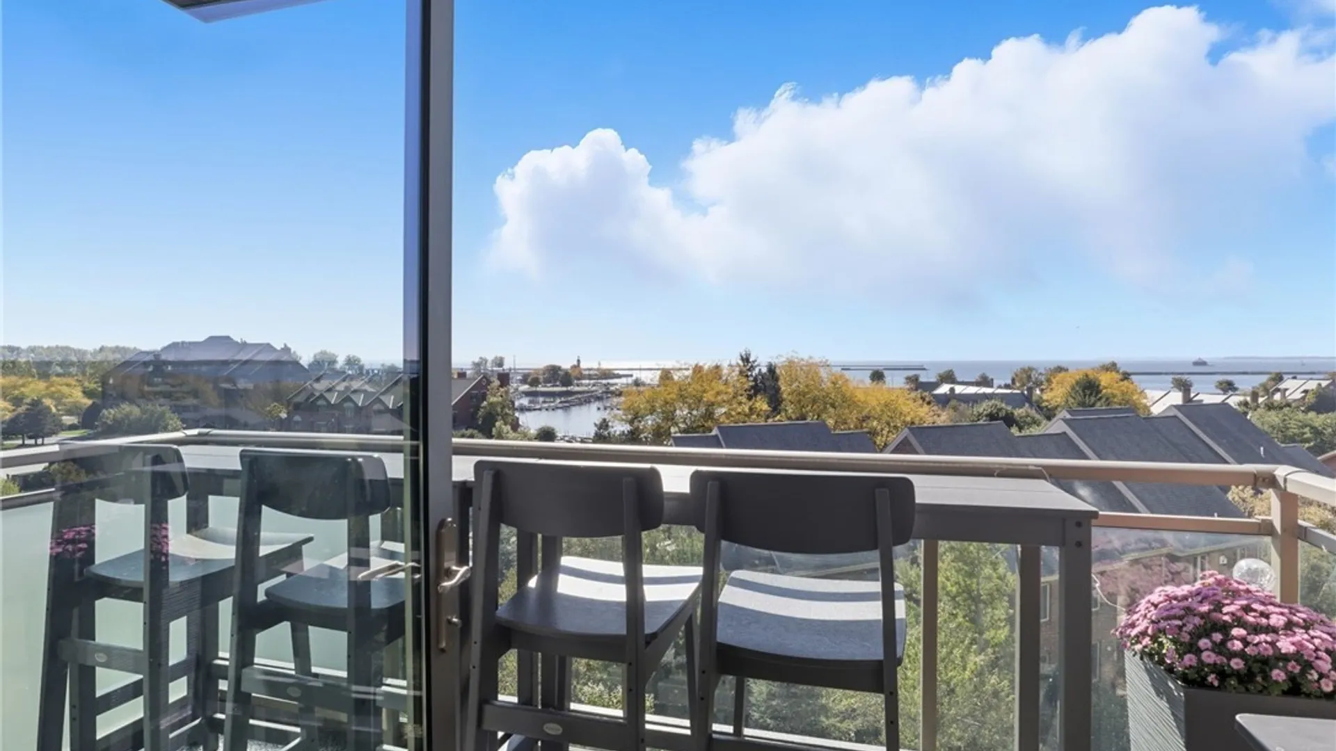 Property at 132 Lakefront Boulevard, Buffalo, NY 14202 33