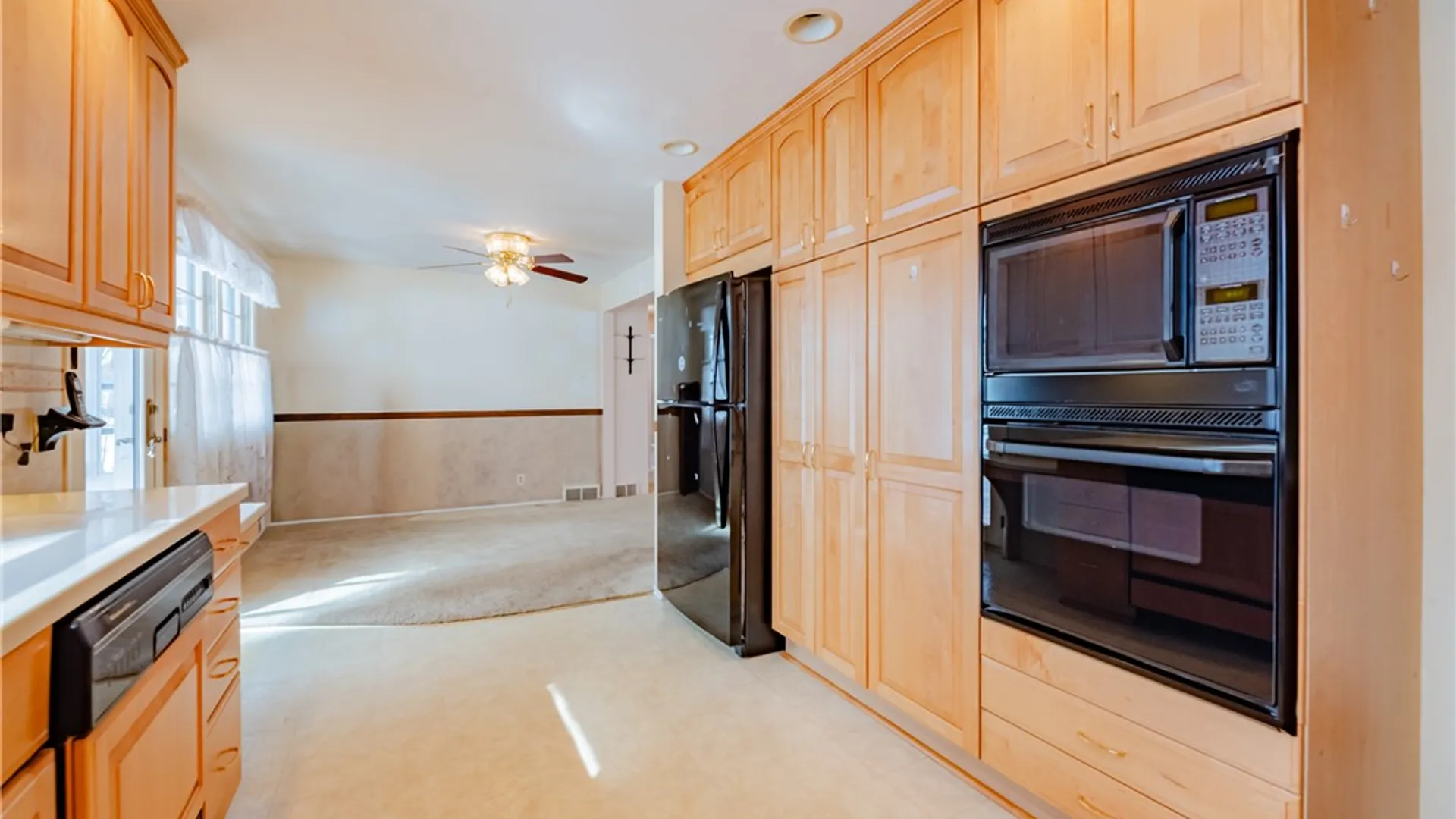 Property at 73 Wembly Road, Greece, NY 14616 15